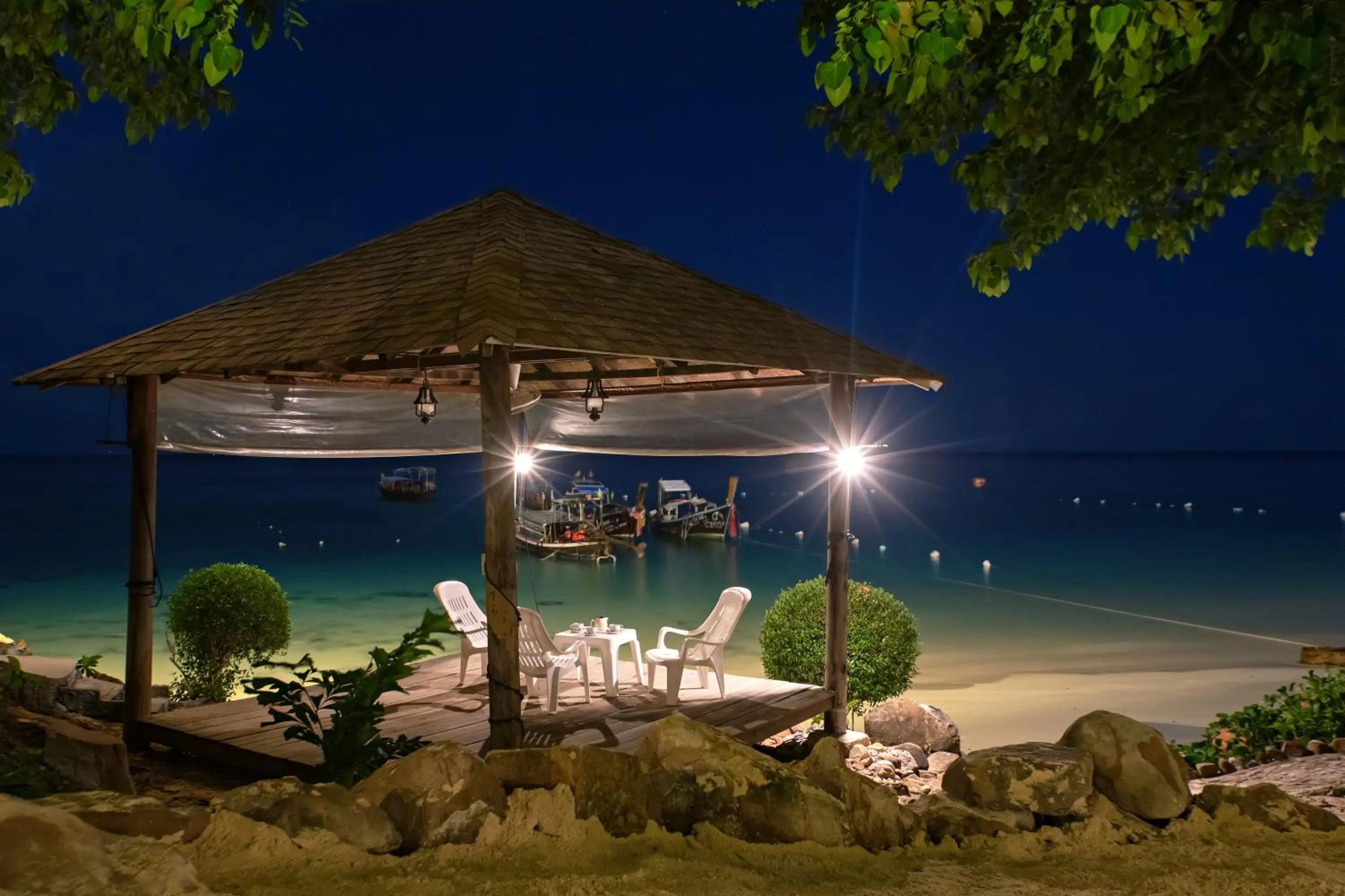 Beach in The Cove Phi Phi