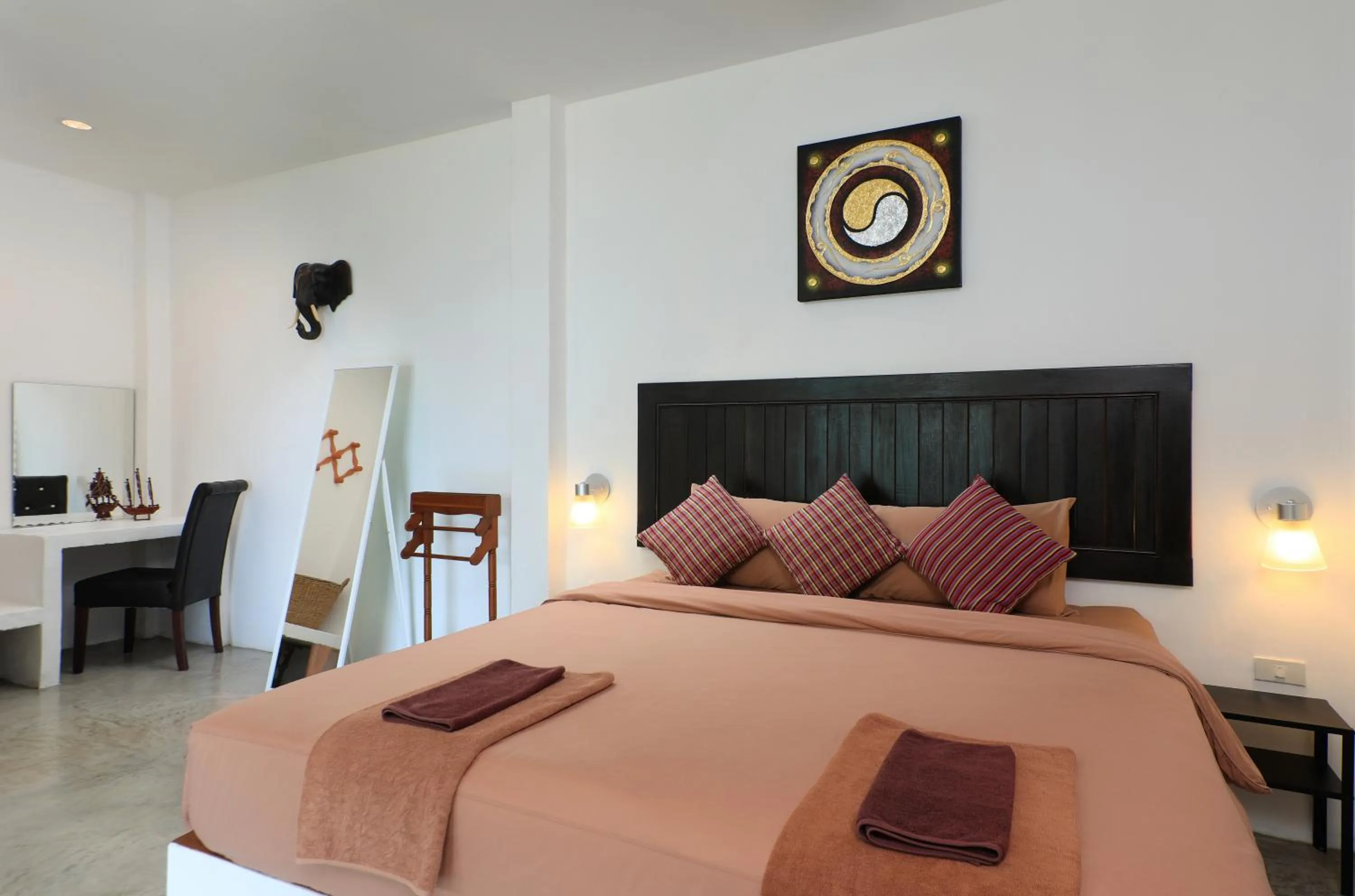 Bedroom, Bed in The Cove Phi Phi