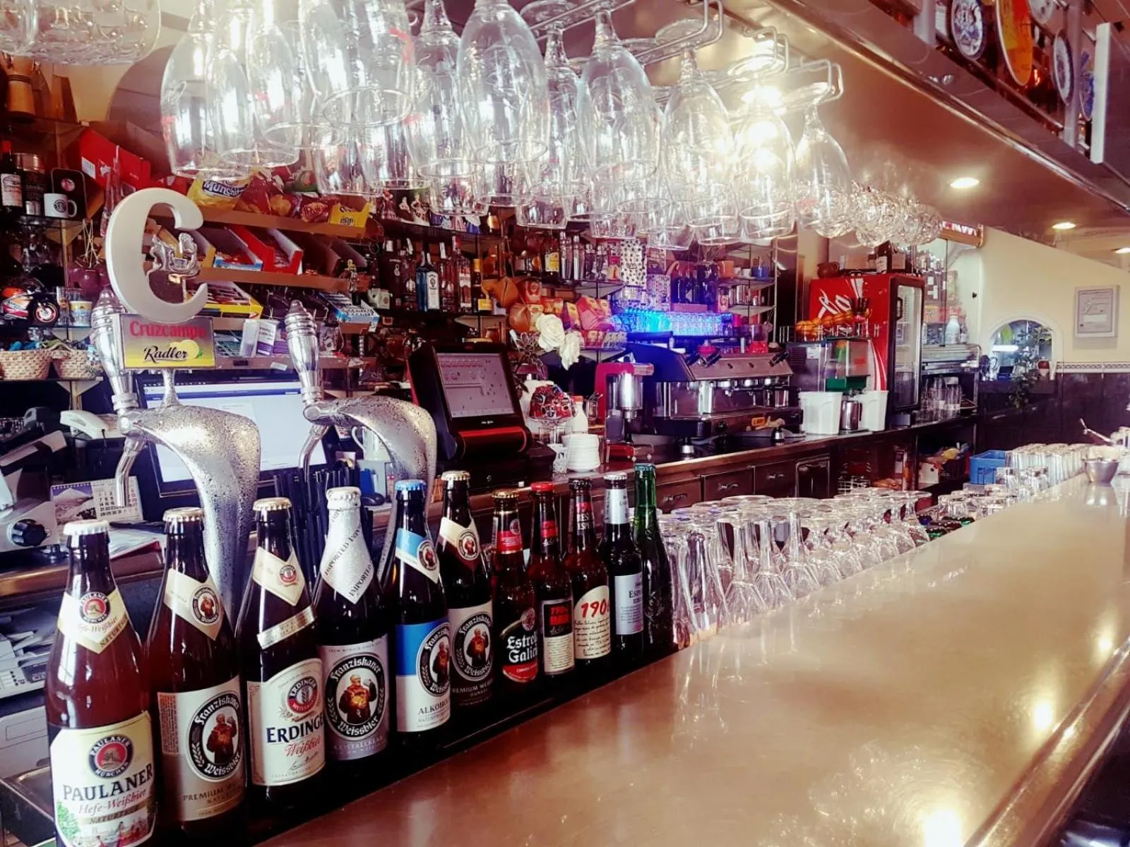 Restaurant/places to eat in Hotel Sonia Chipude