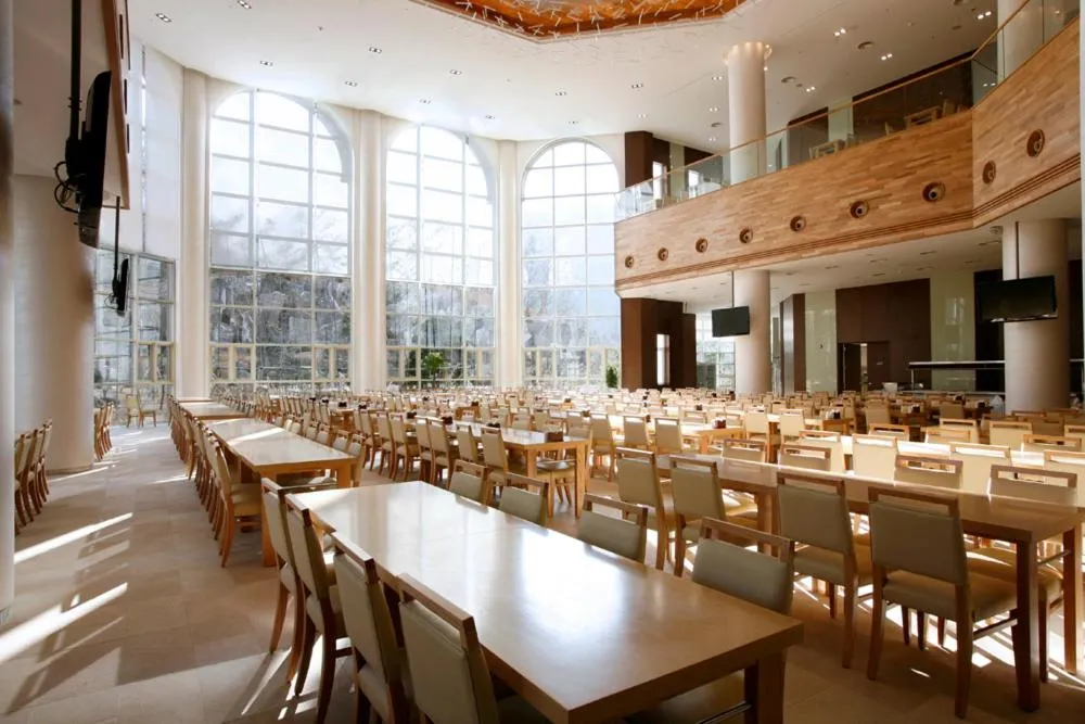 Restaurant/places to eat in STX Resort