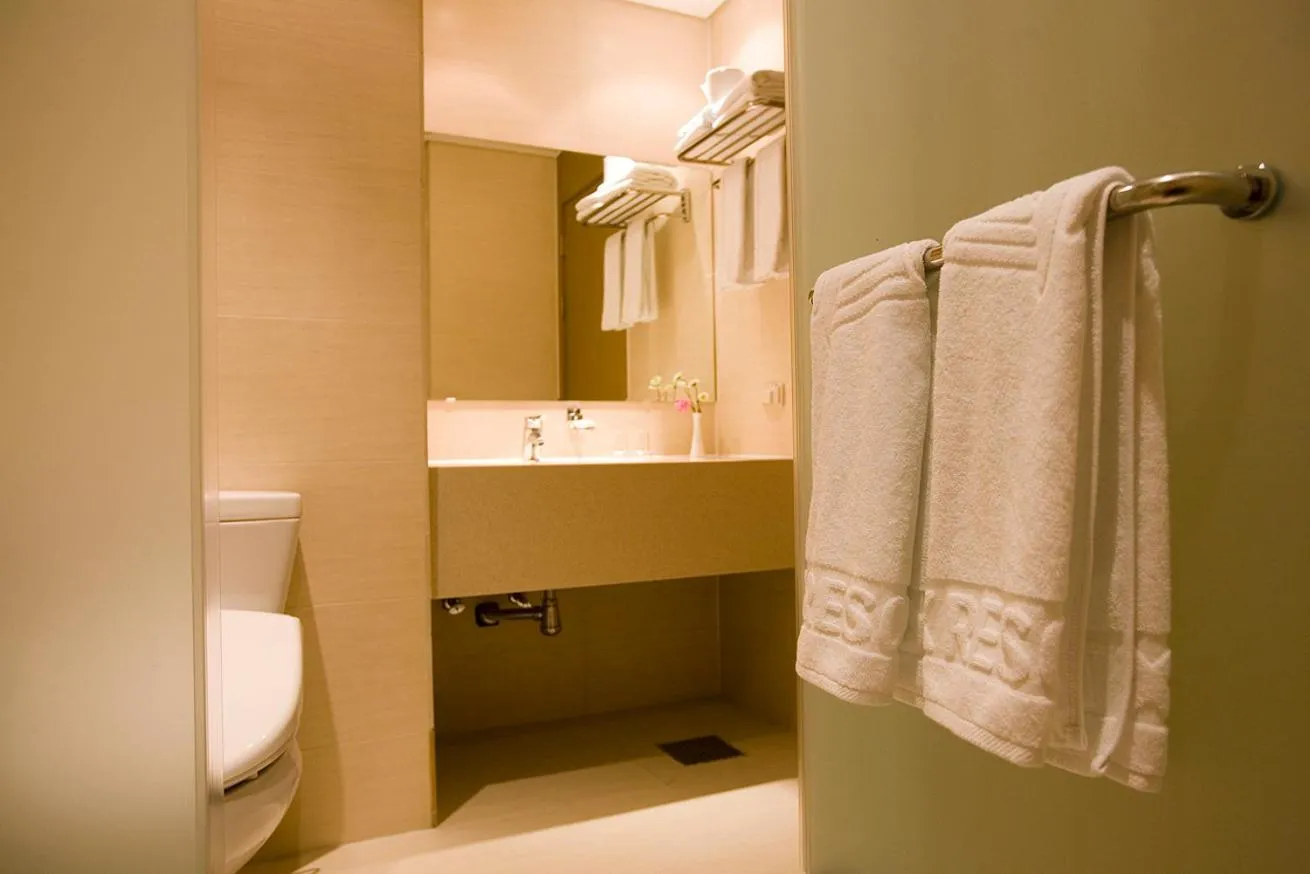 Shower in STX Resort