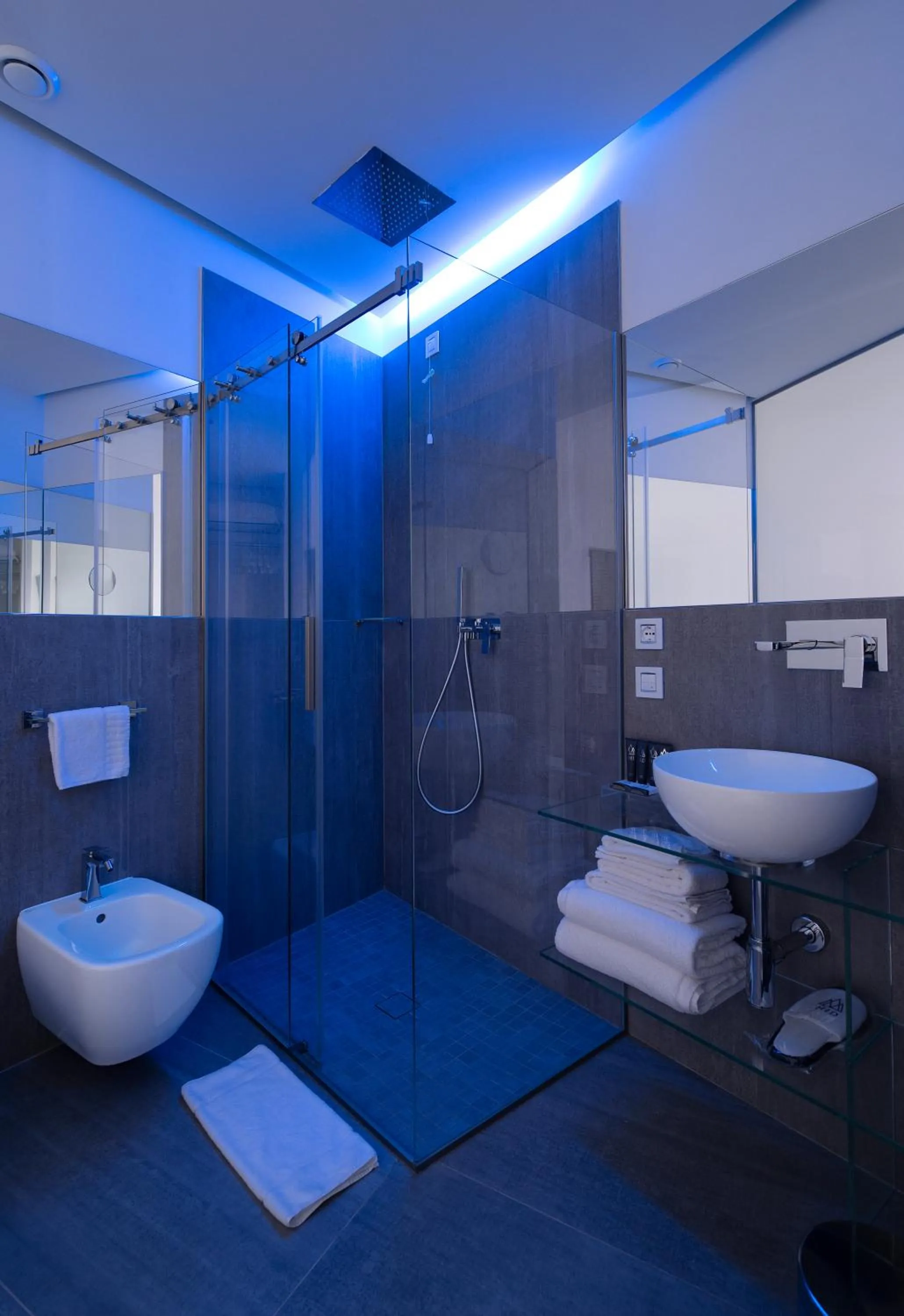 Bathroom in AHD Rooms