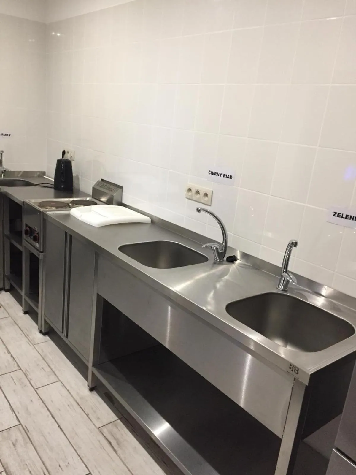 Communal kitchen in Penzión Pri Mlyne