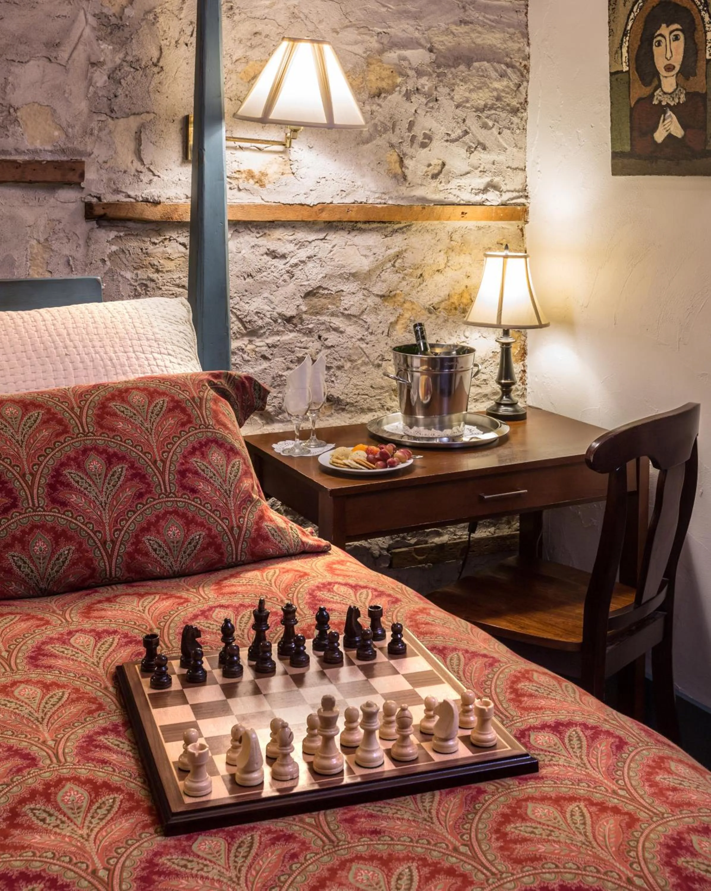 Bed in Washington House Inn