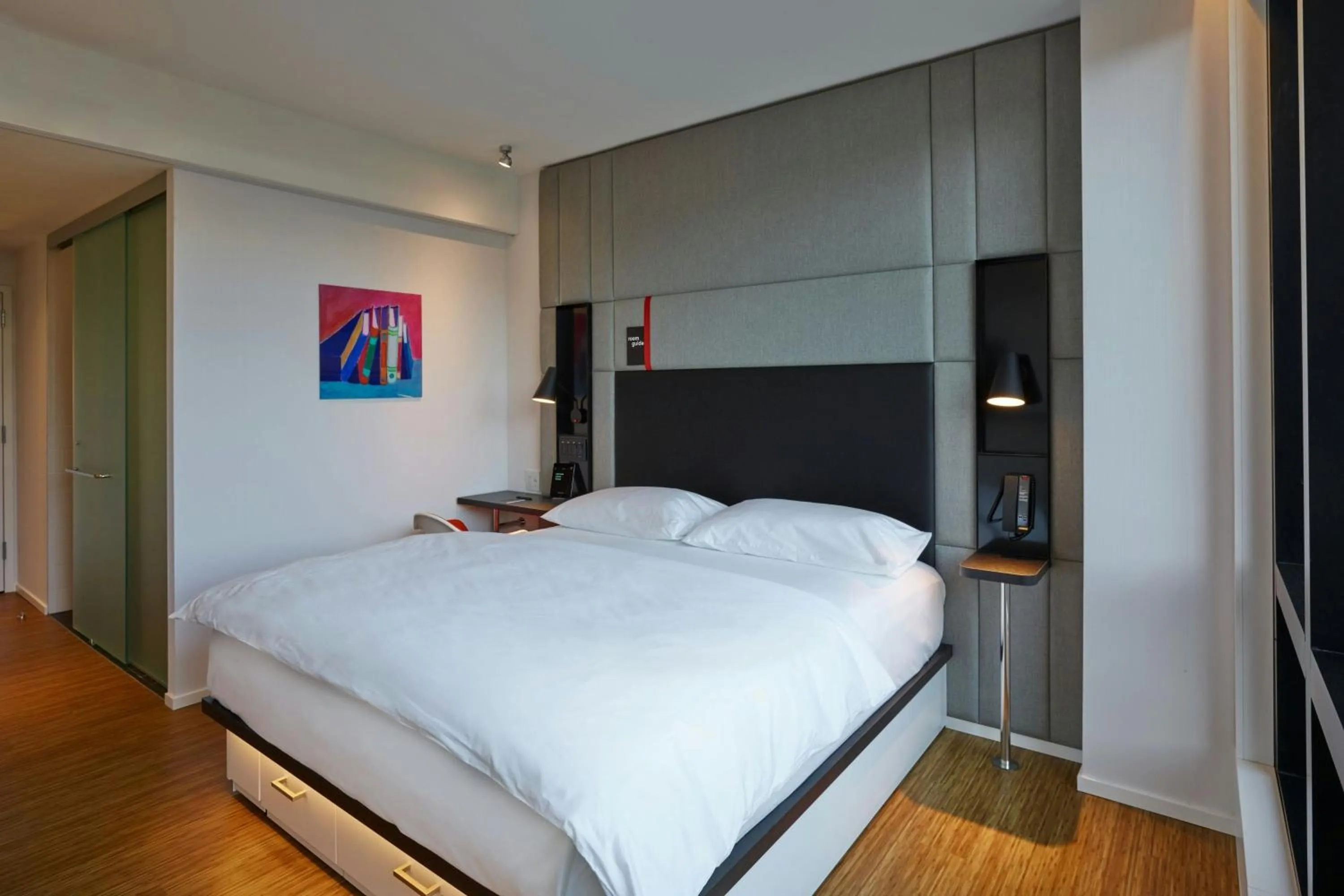 Bedroom, Bed in citizenM Boston North Station