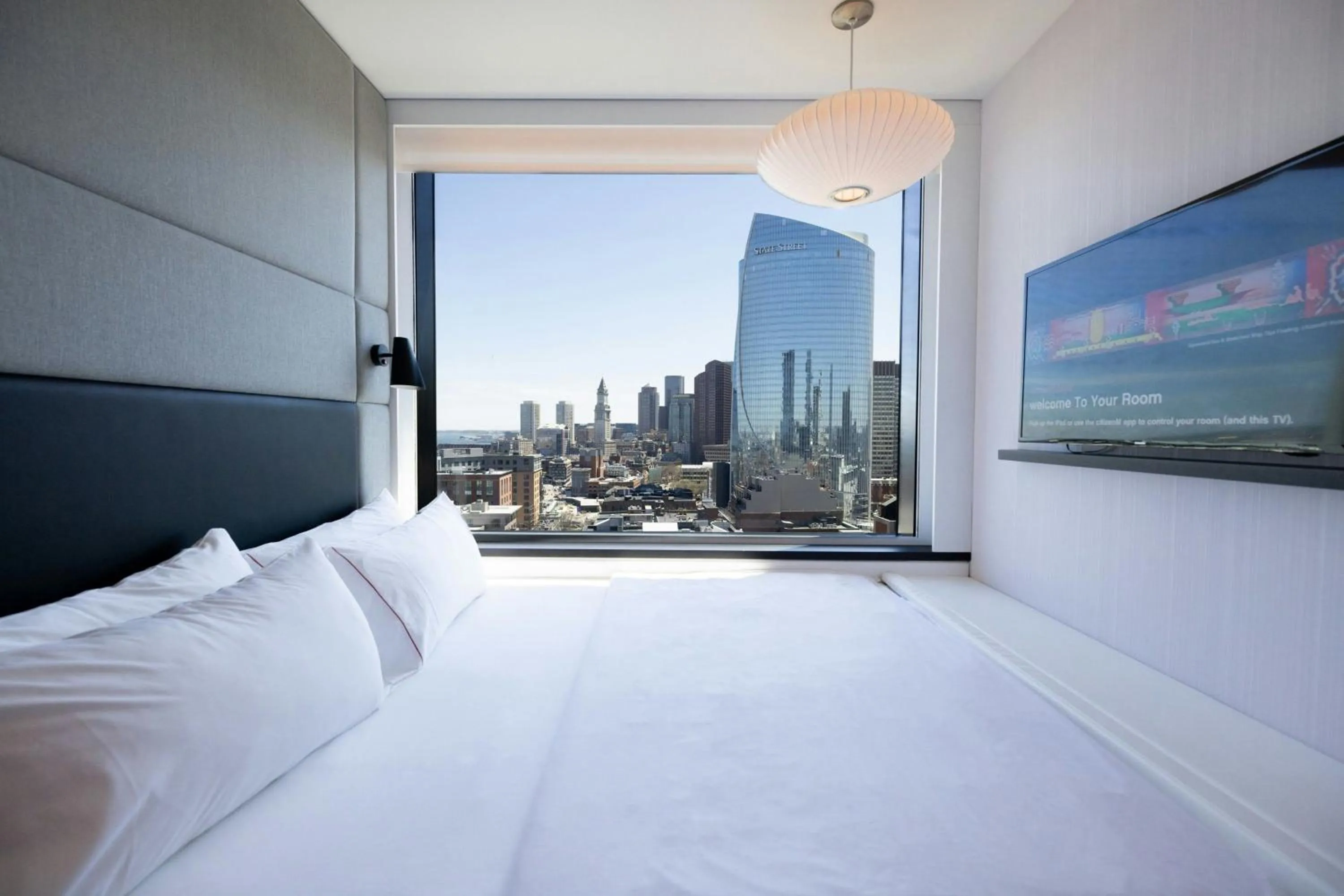 Bedroom, Bed in citizenM Boston North Station
