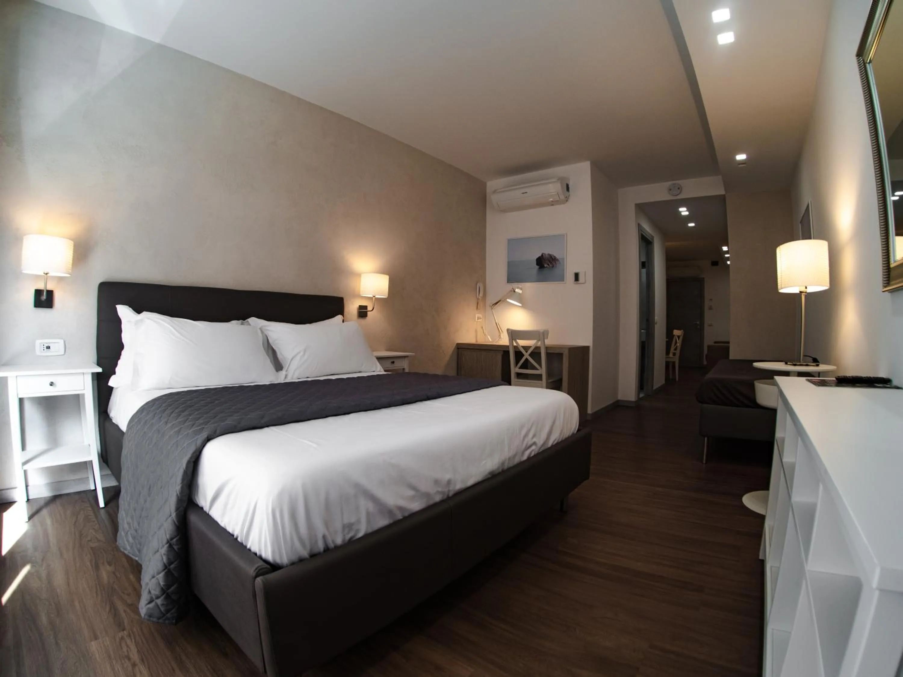 Bed in Prestige Rooms Chiaia Hotel