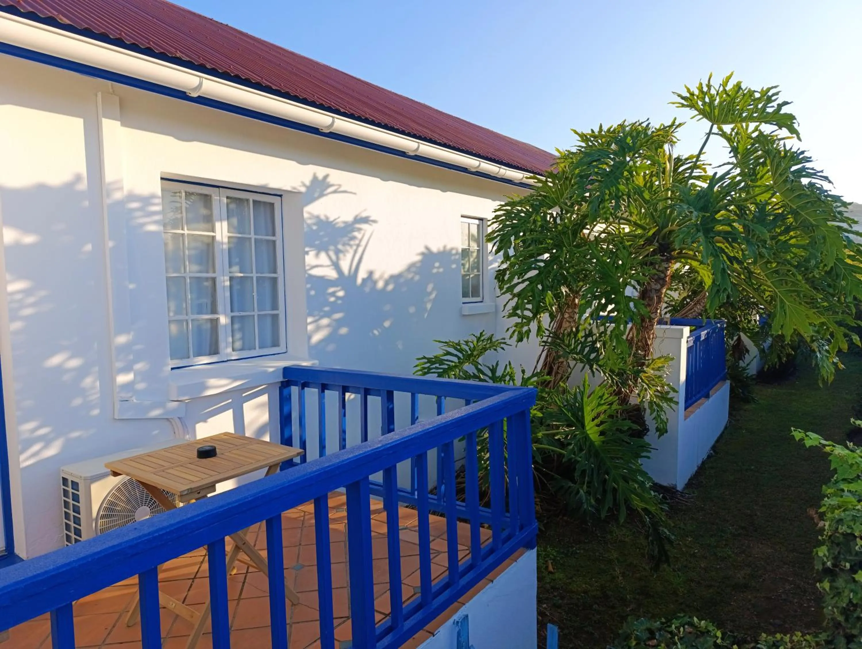 Property building in Guinea Fowl Lodge - Lagoon & Heads View B&B, Central Knysna