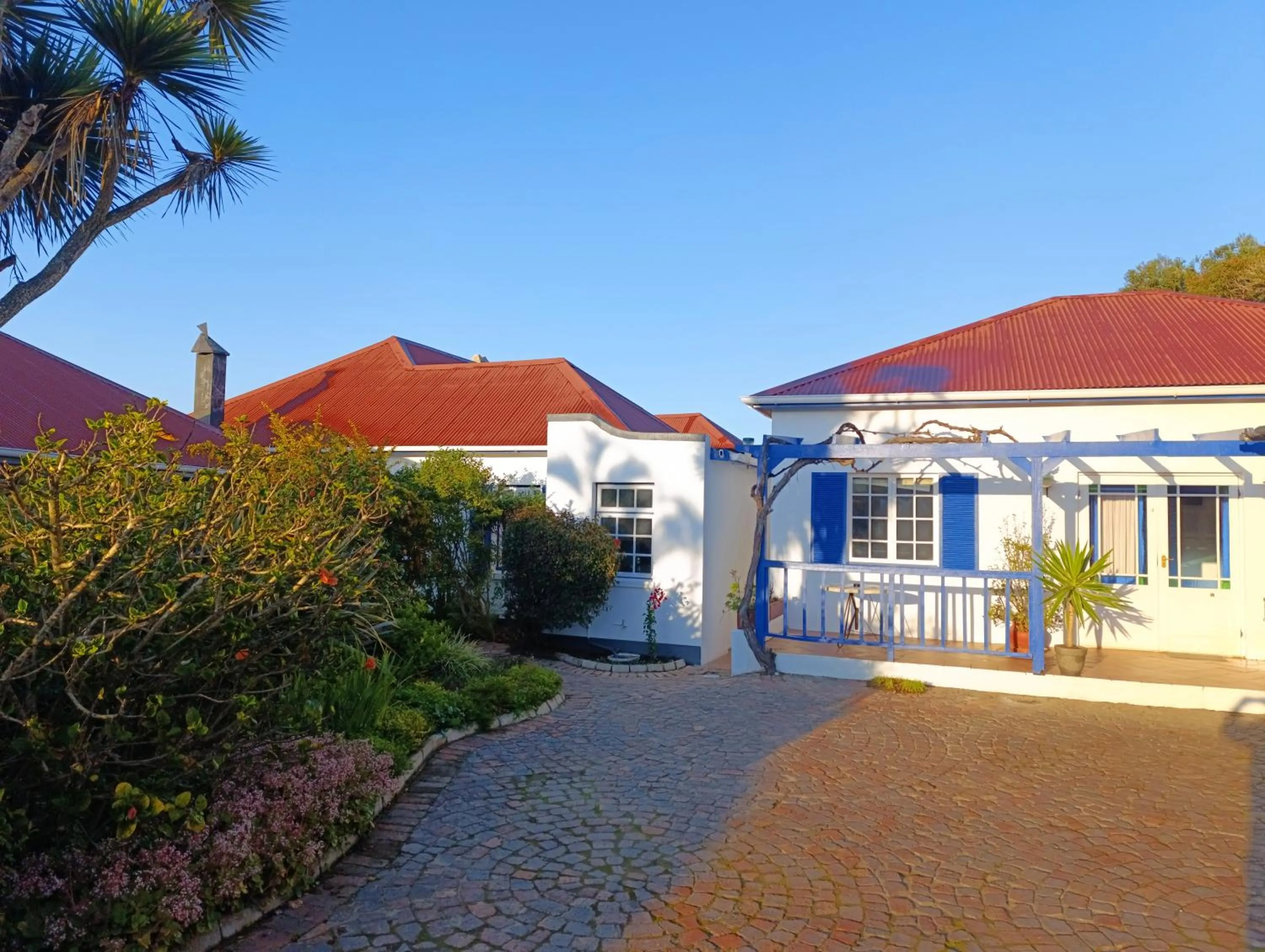Property building in Guinea Fowl Lodge - Lagoon & Heads View B&B, Central Knysna