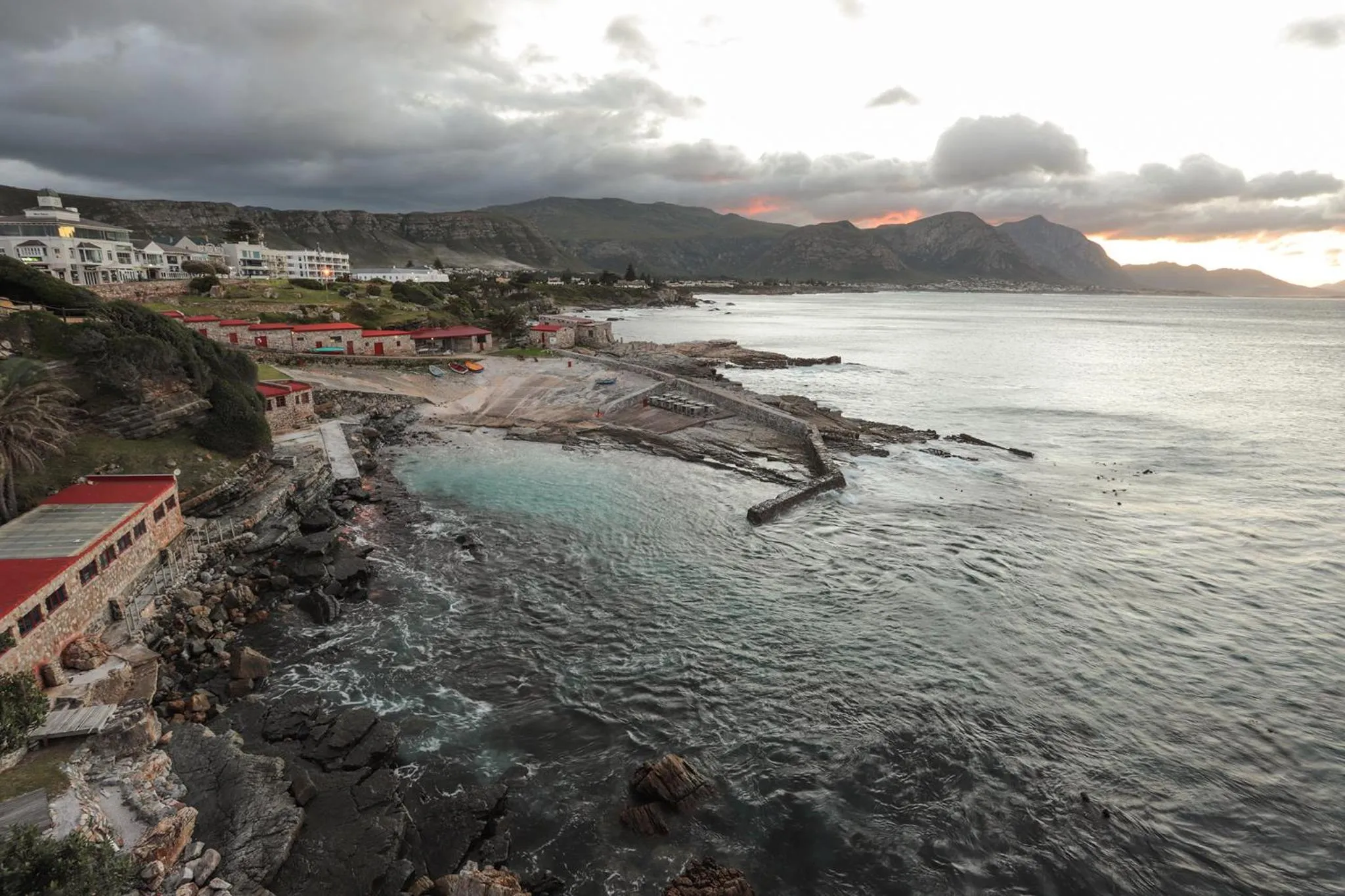 Natural landscape in Sixteen Guesthouse on Main