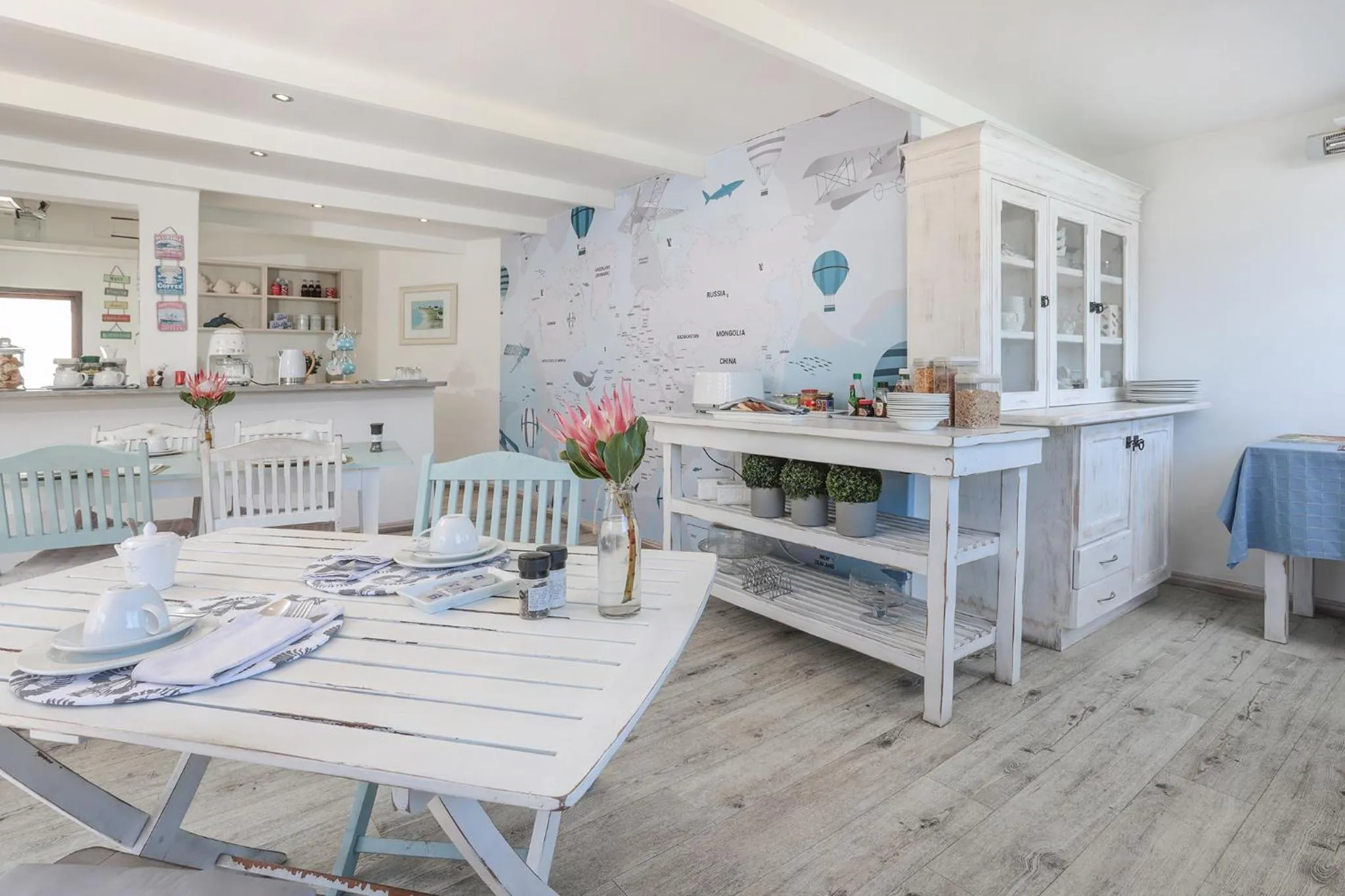 Dining area in Sixteen Guesthouse on Main