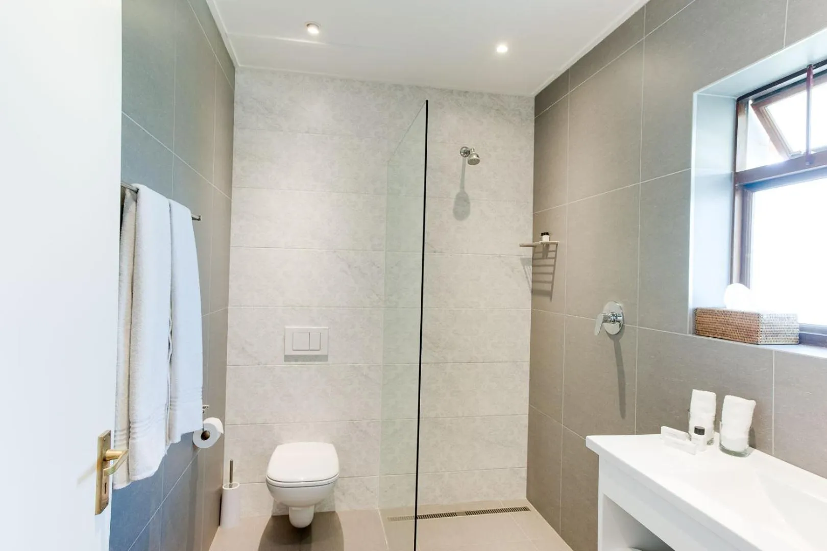 Bathroom in Albourne Guesthouse