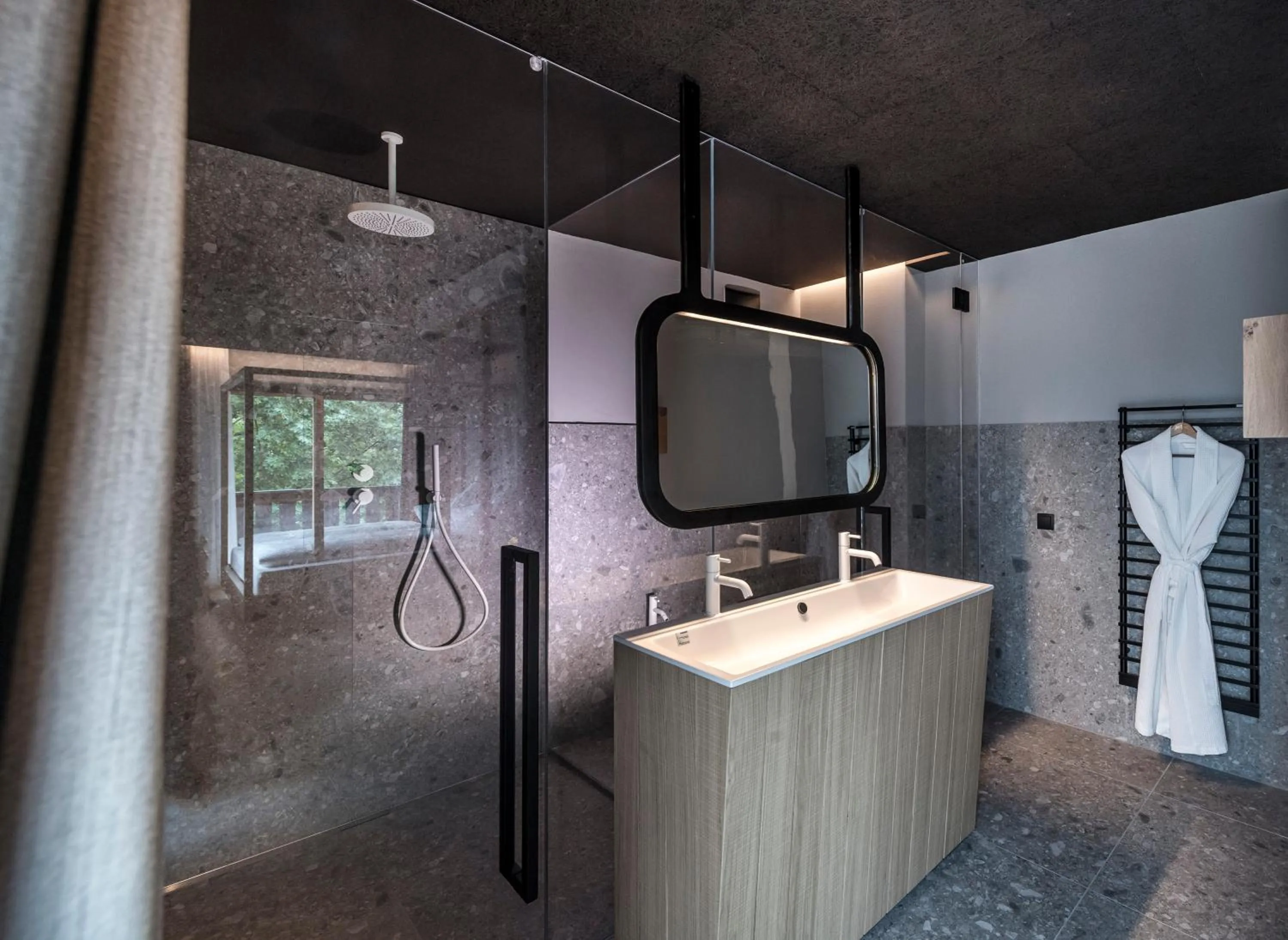 Shower in Bad Ratzes