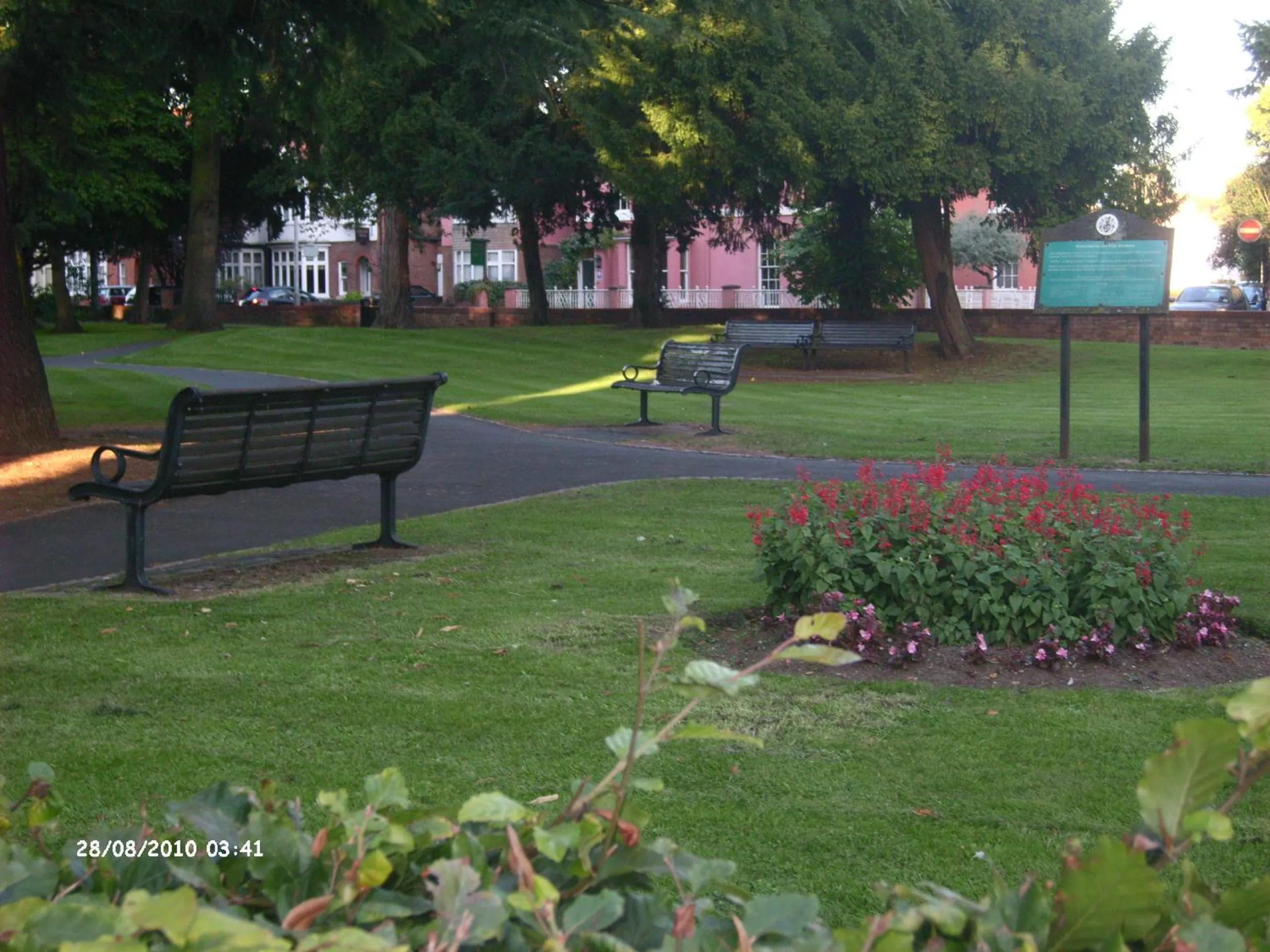 Area and facilities in Ashgrove House
