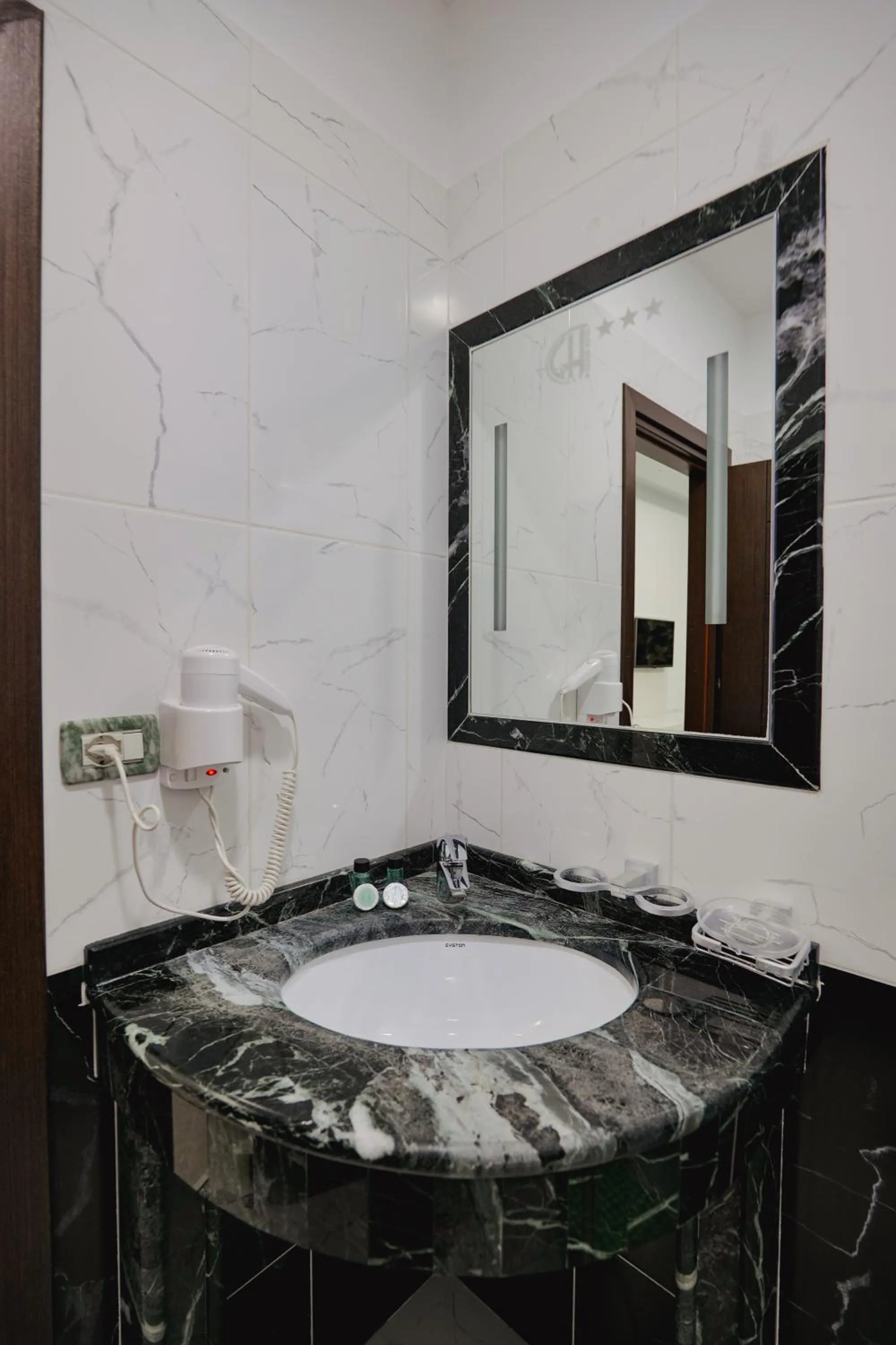 Bathroom in Grand Hotel Aita