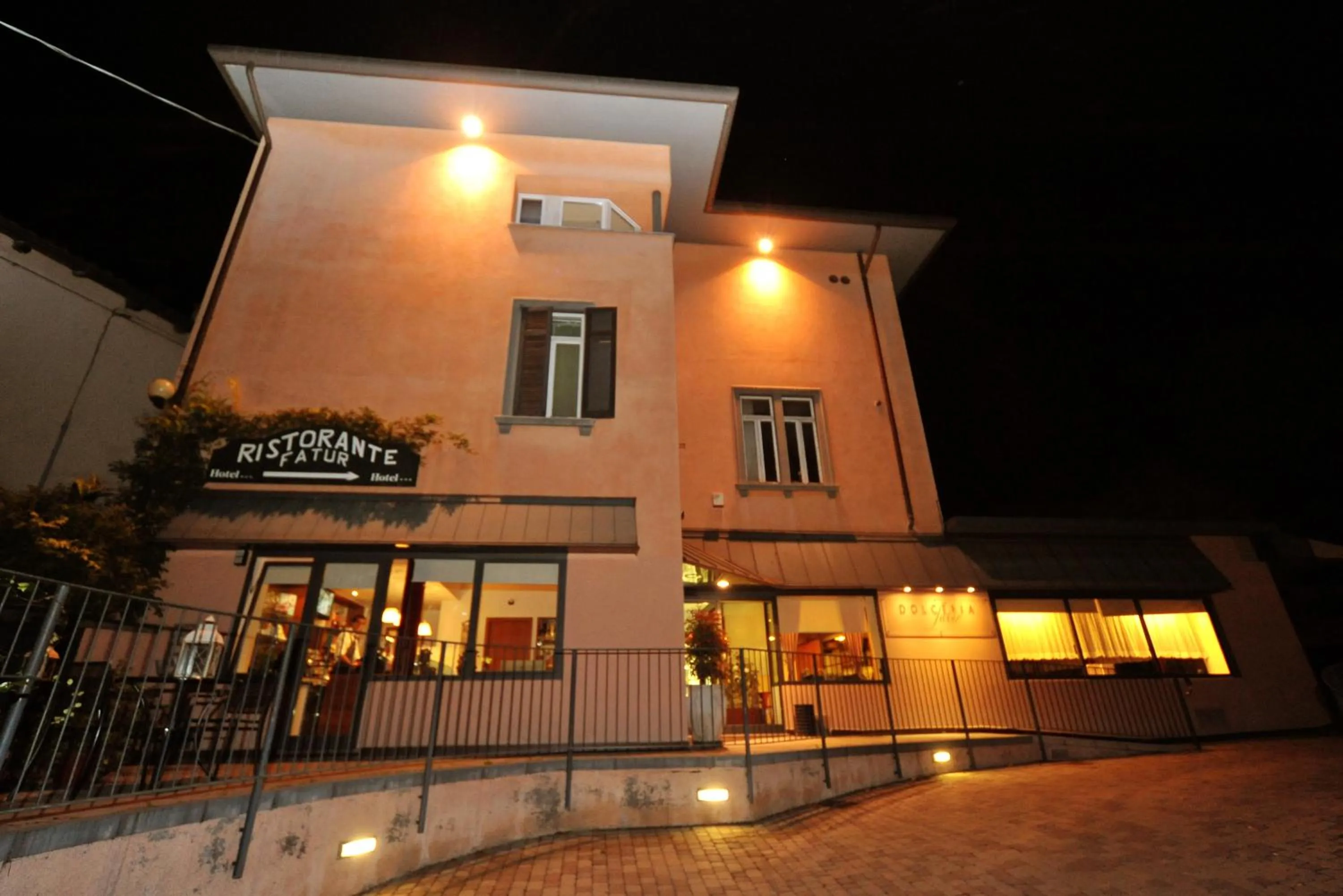 Facade/entrance in Hotel Ristorante Fatur