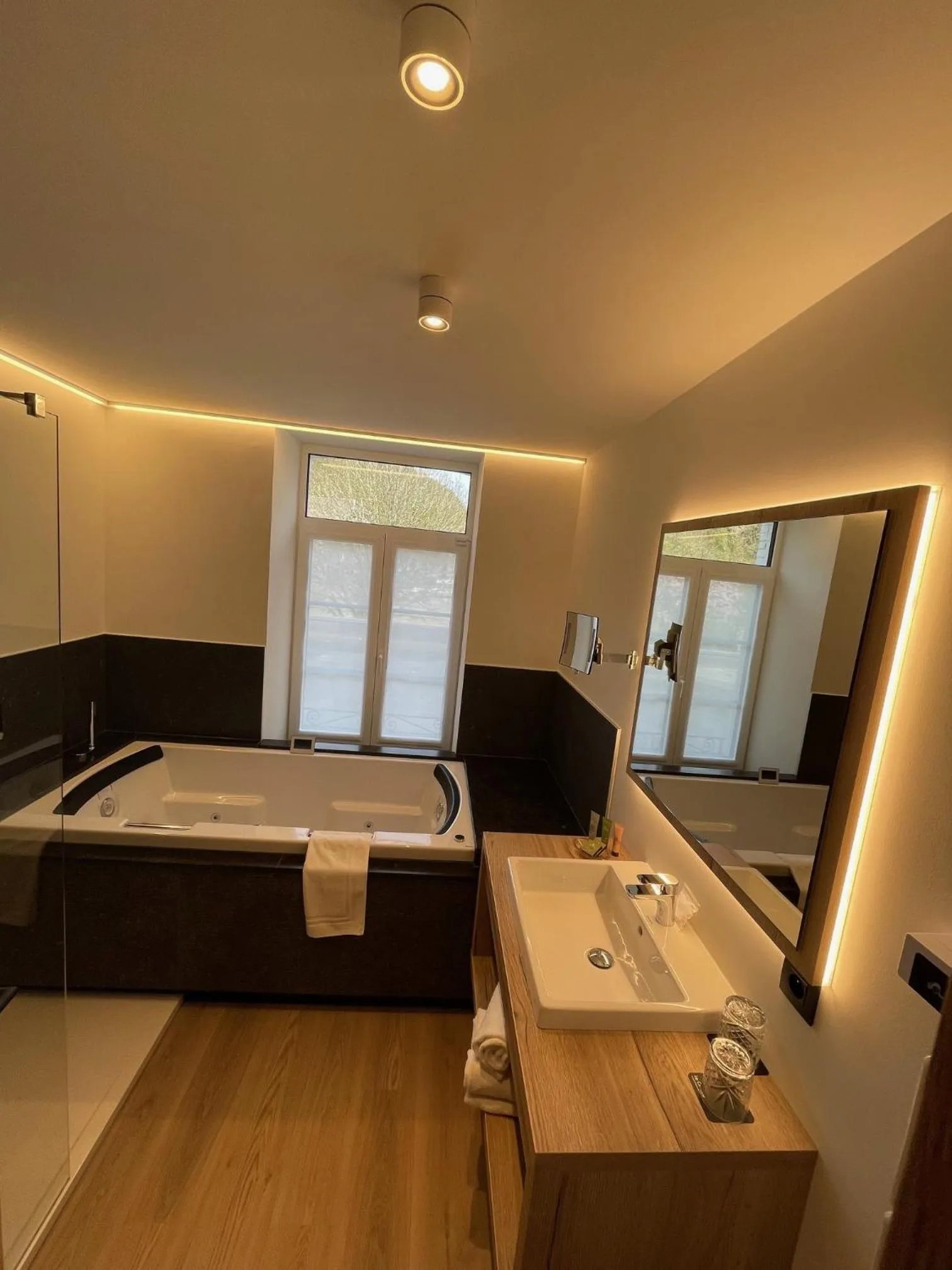 Bed in Hotel Le Charme de la Semois