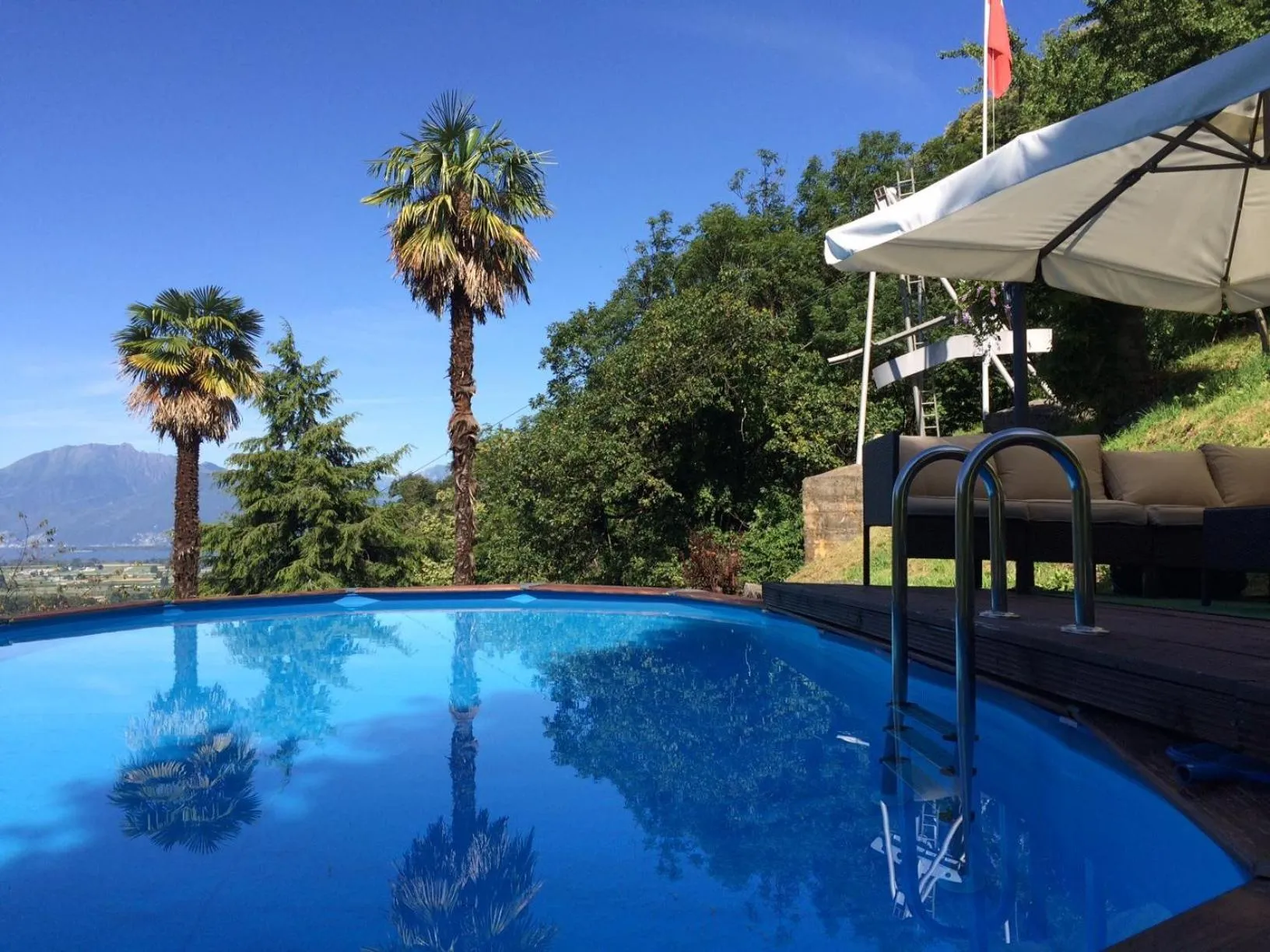Swimming pool in Tenuta Casa Cima - tenutacasacima com -