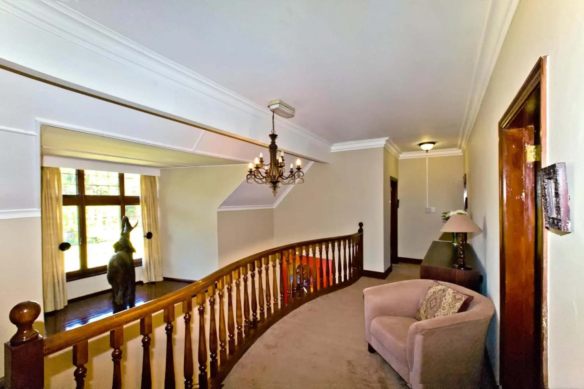 Day in Eagle Wind Manor