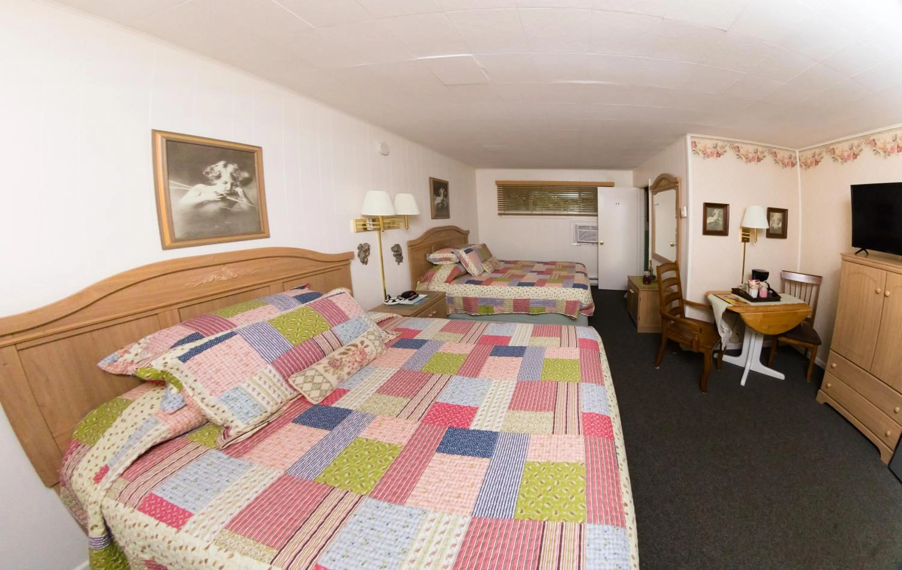 TV and multimedia, Bed in Oak Park Inn