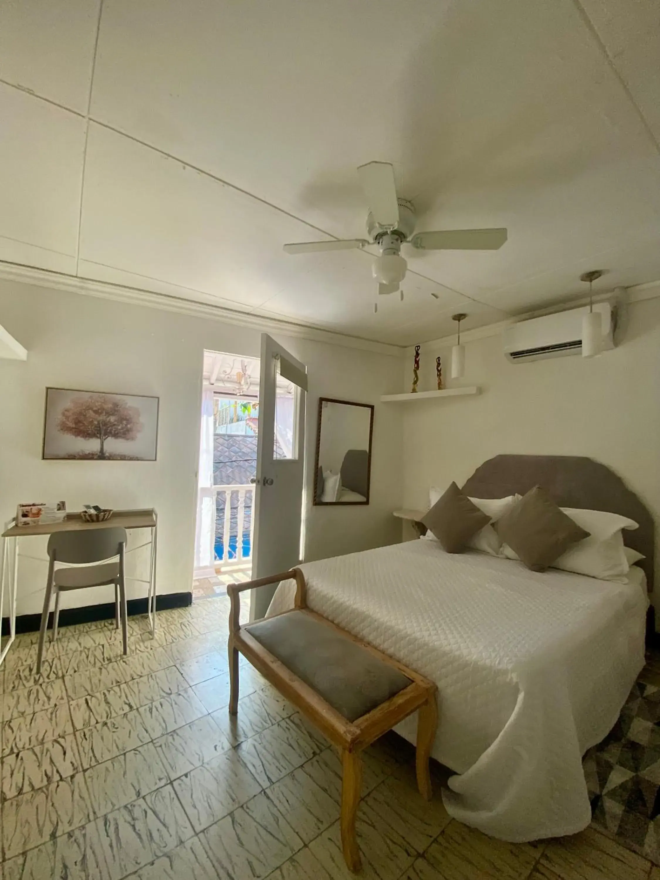 Superior Double Room with Balcony in Balcones de Venecia Superior Double Room with Balcony in Balcones de Venecia