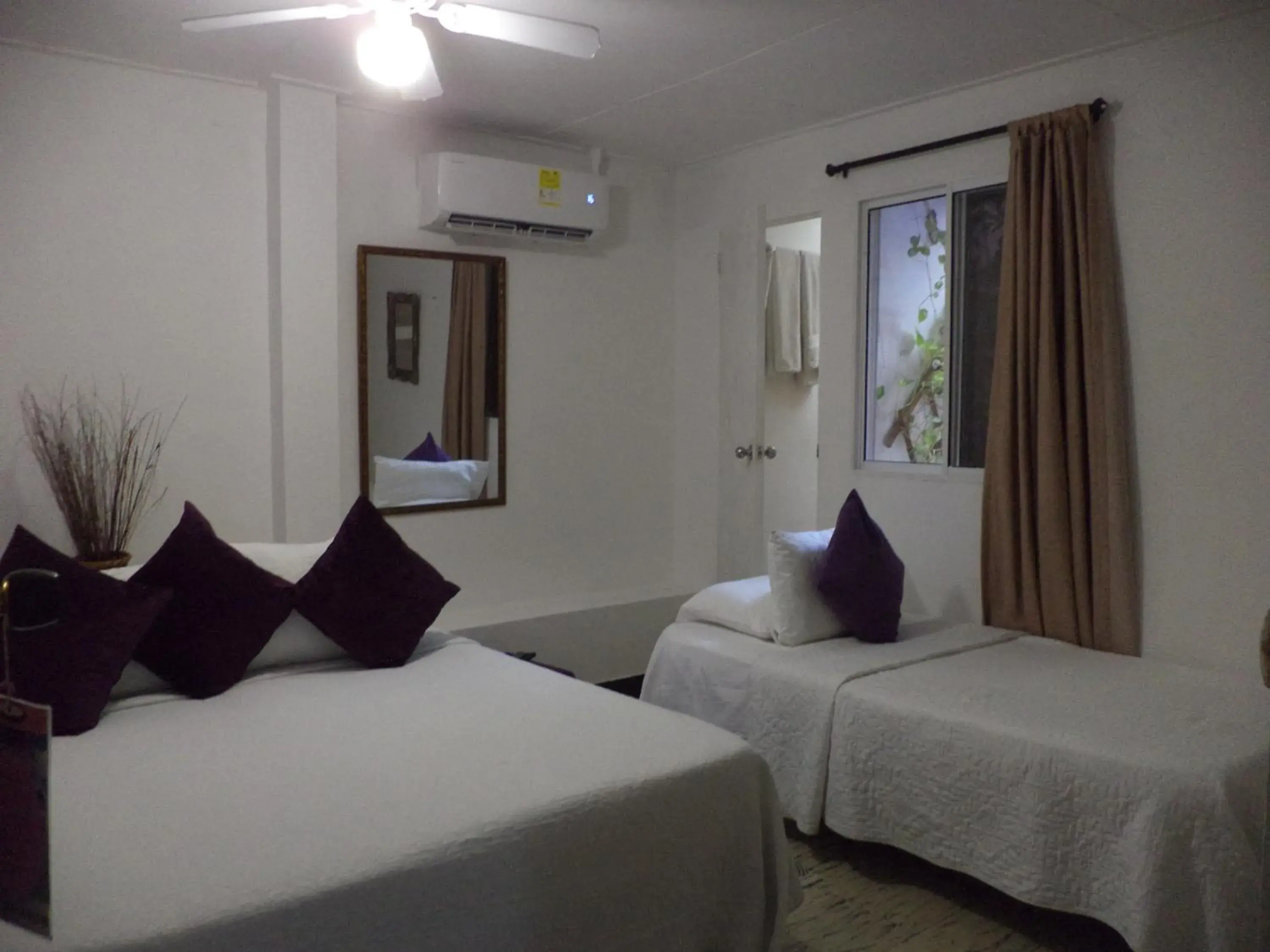 Standard Triple Room in Balcones de Venecia Standard Triple Room in Balcones de Venecia