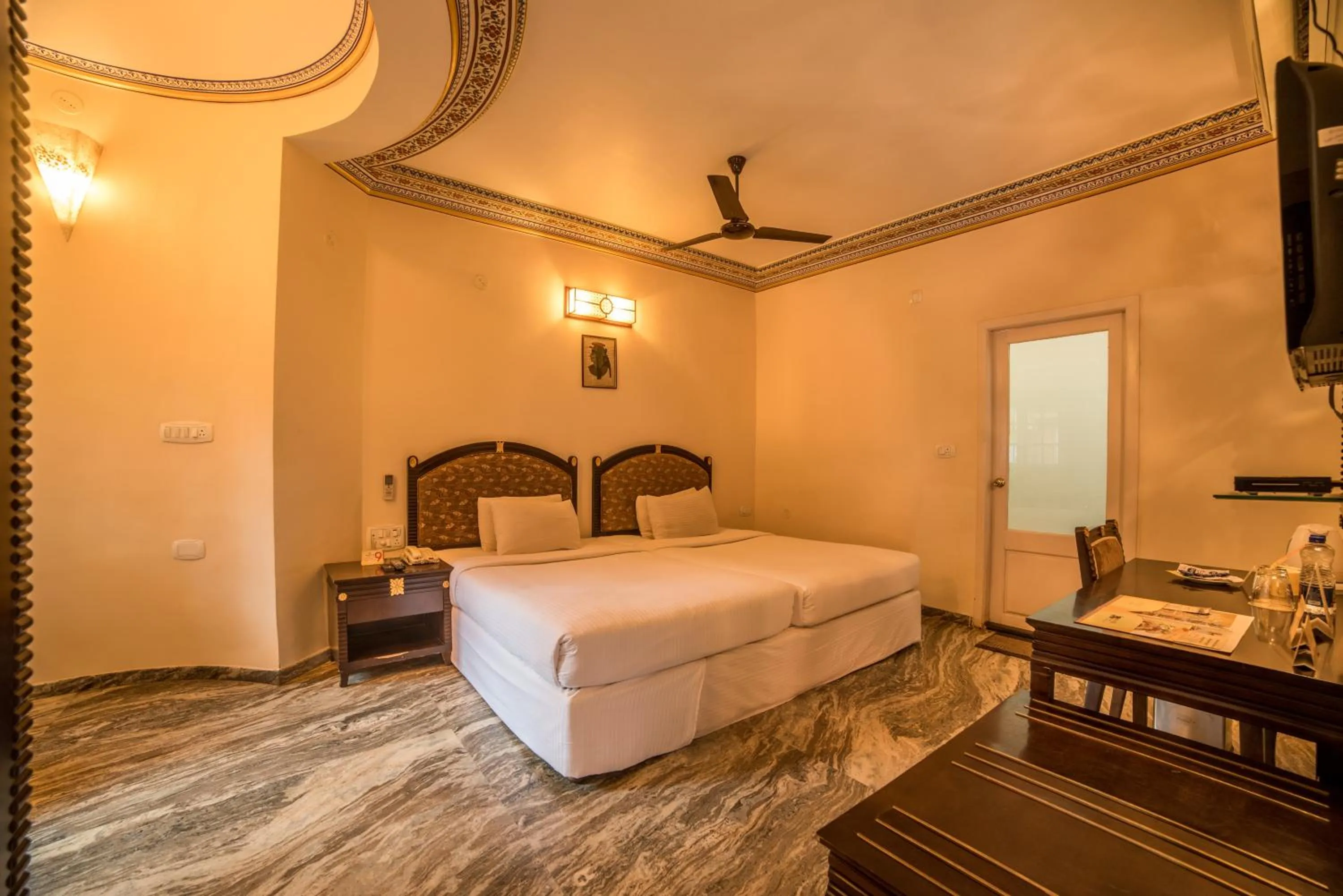 Bedroom, Bed in Vijayshree Resort, Hampi