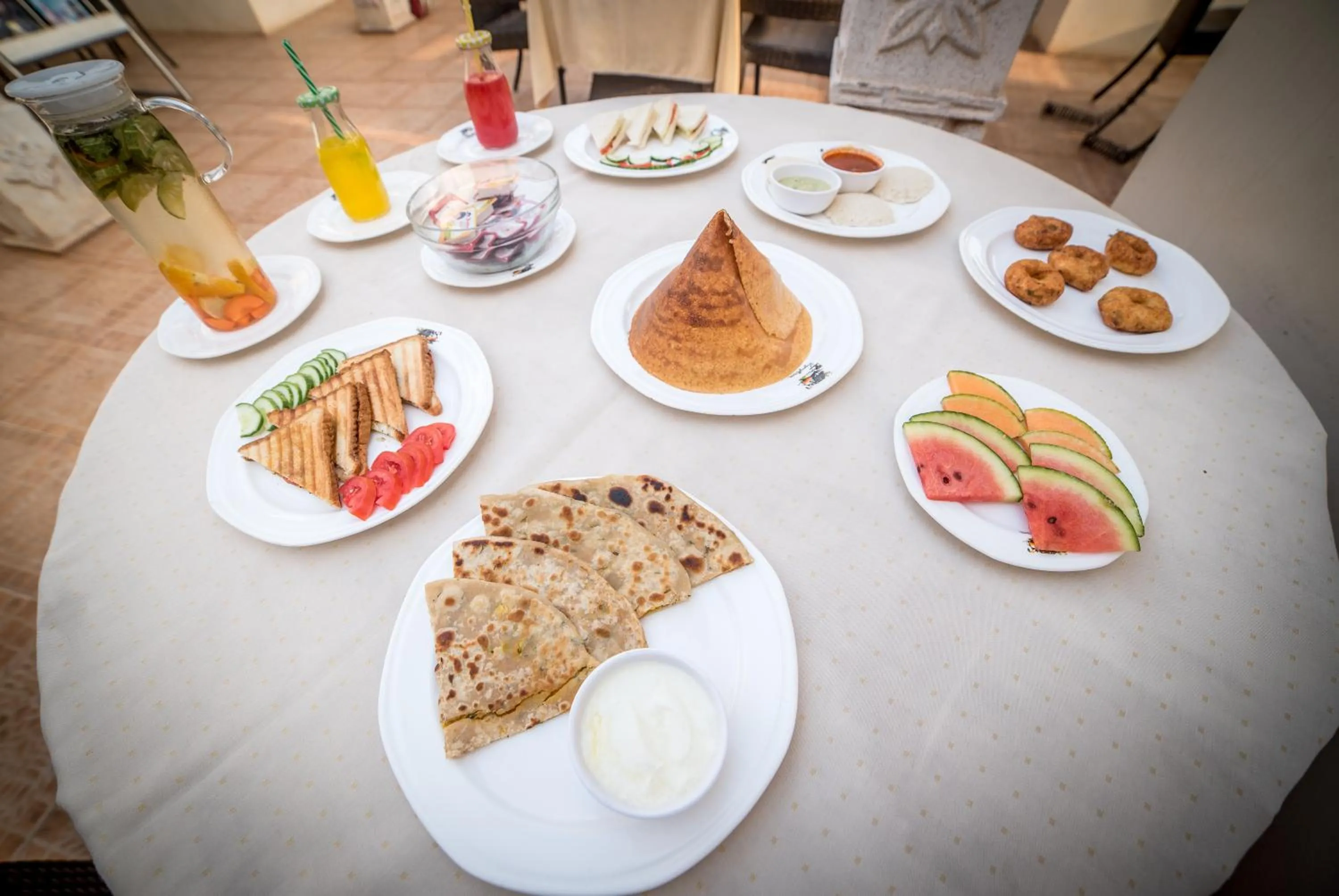 Breakfast in Vijayshree Resort, Hampi