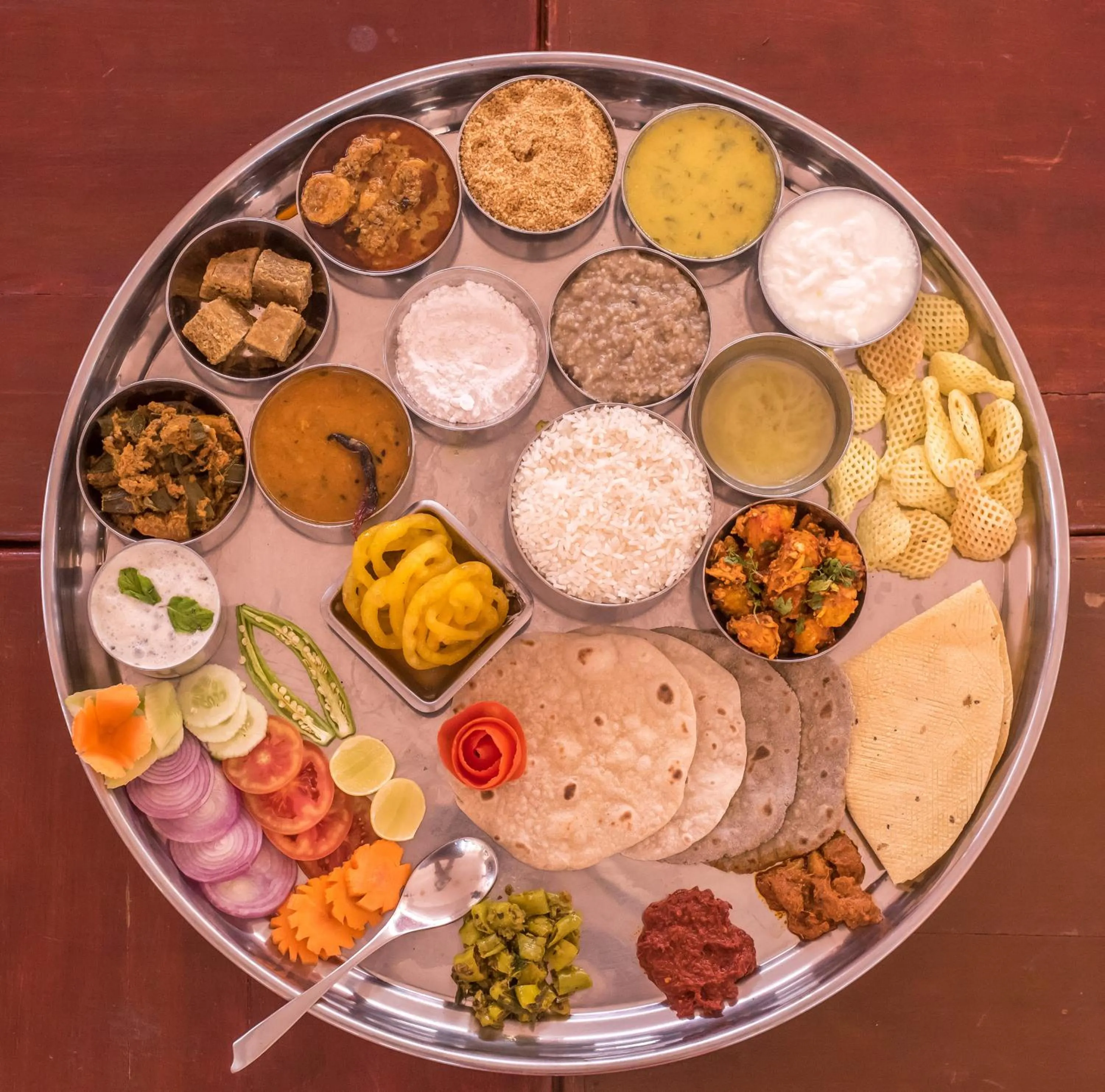 Food and drinks in Vijayshree Resort, Hampi