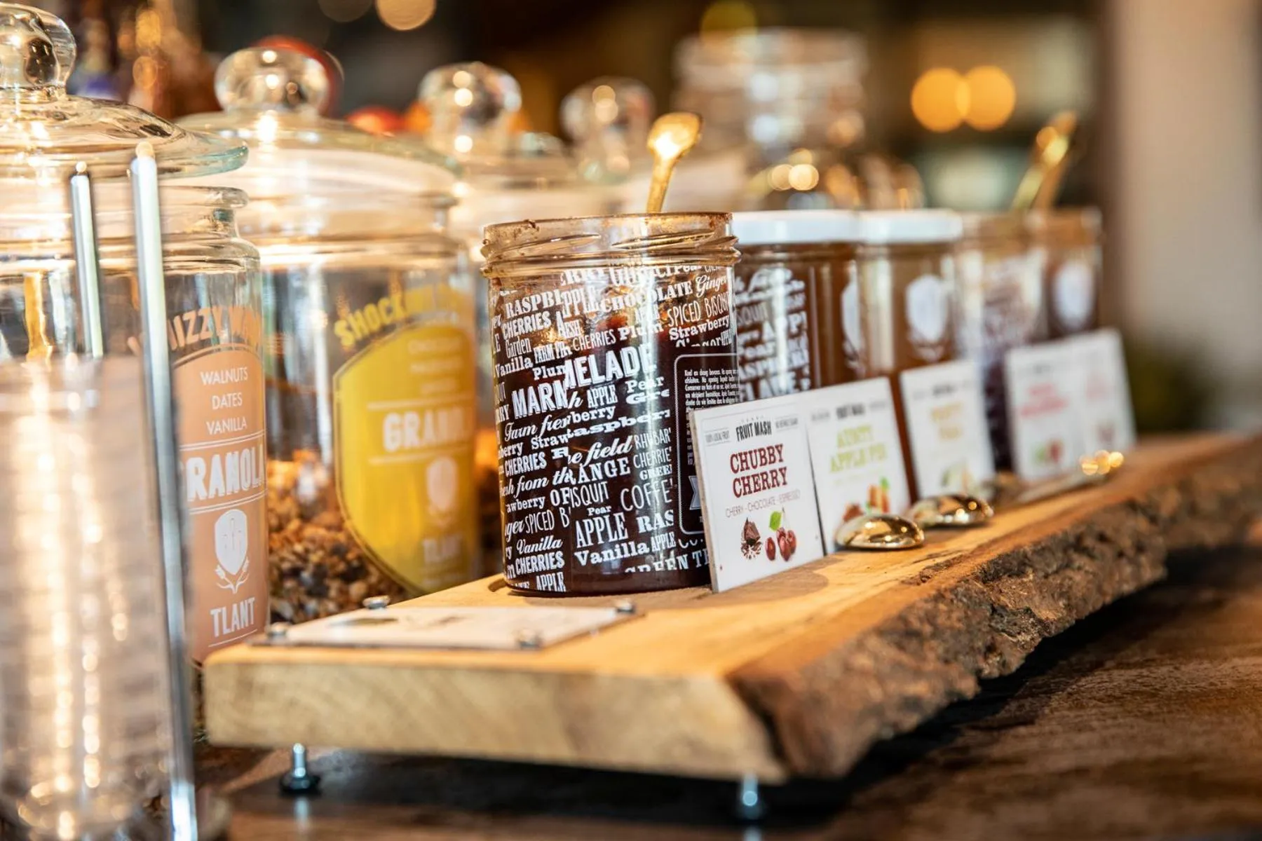 Breakfast in Hotel 46