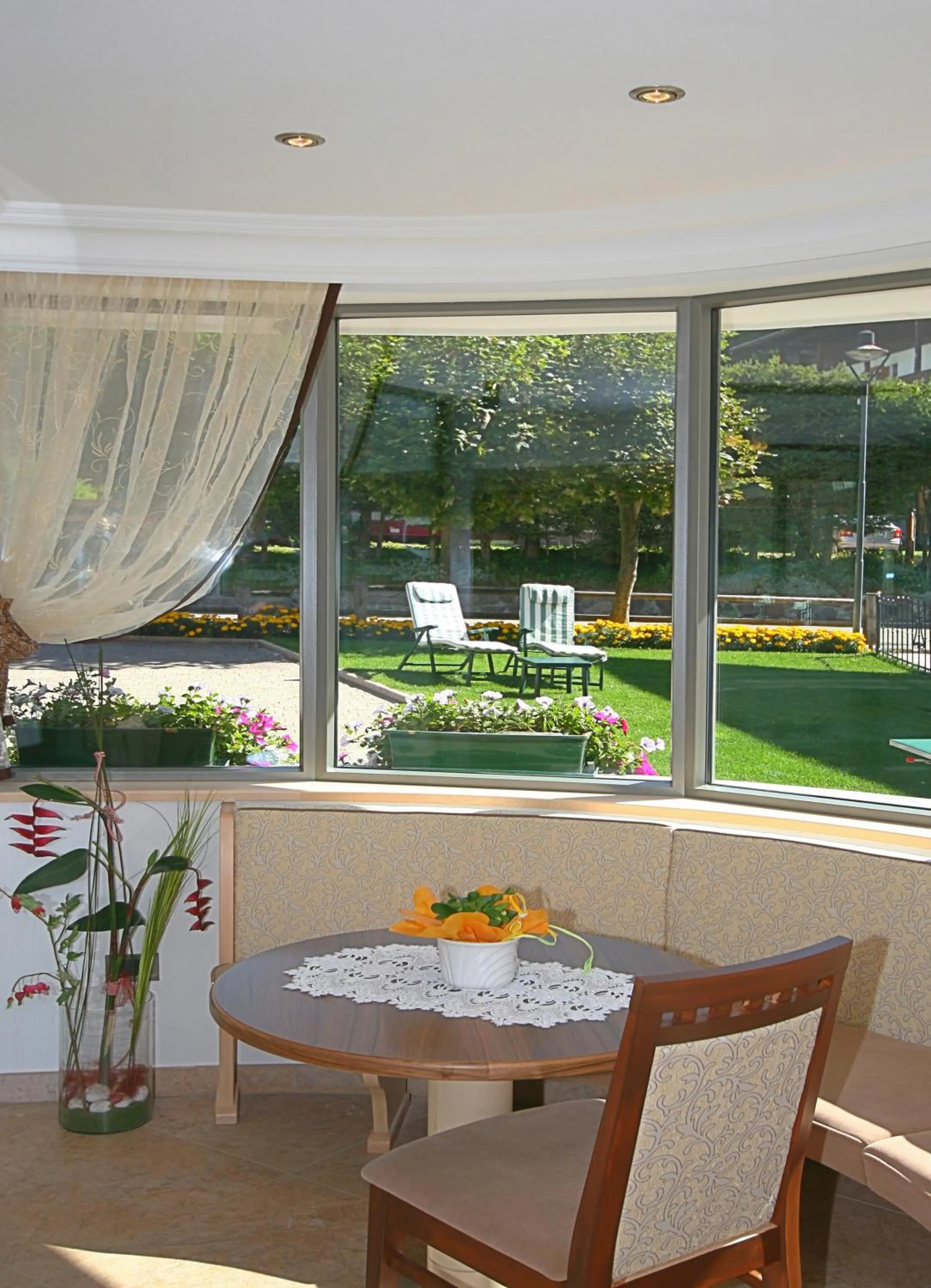 Garden in Garni Hotel Rezia