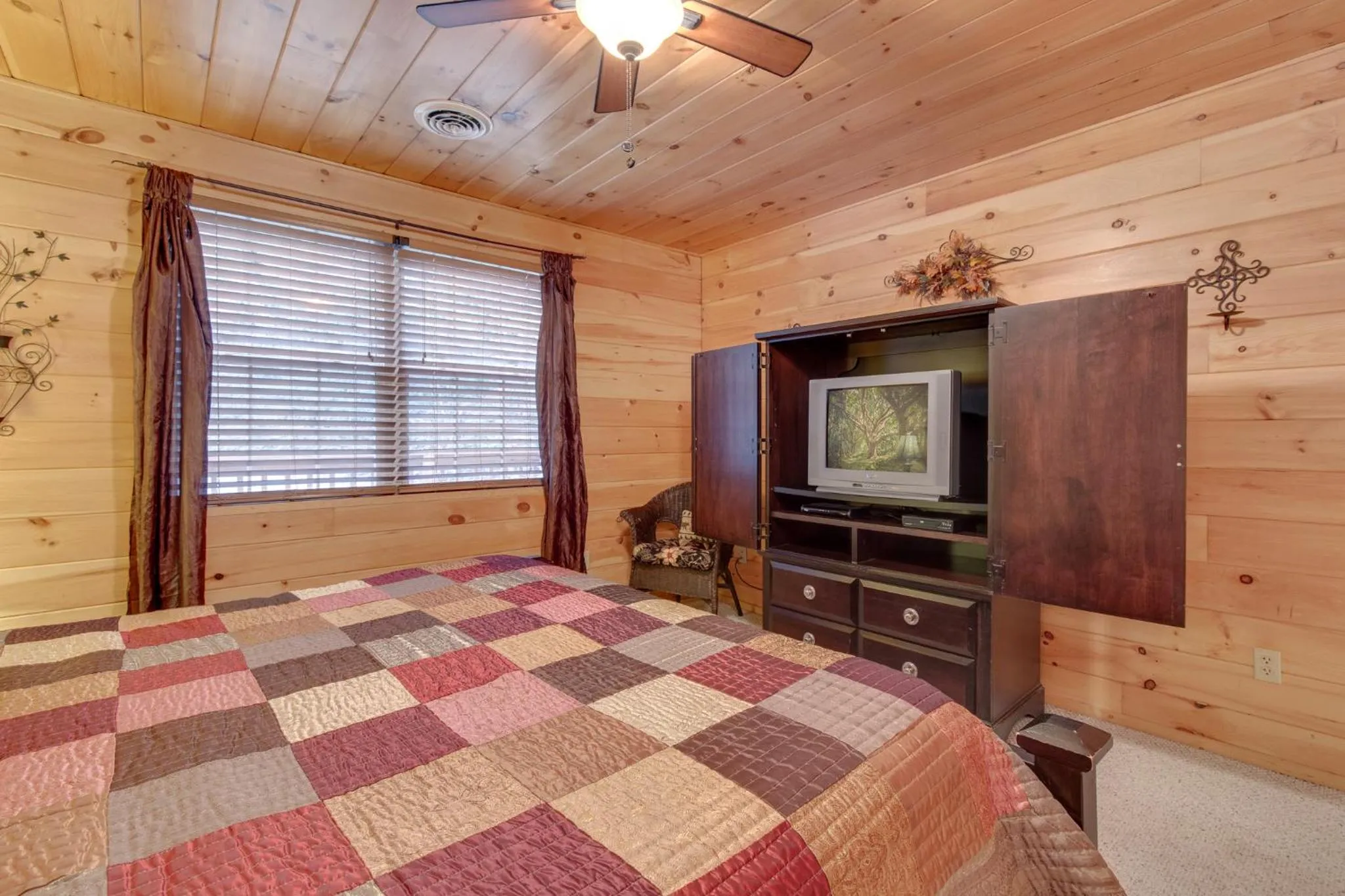 Bedroom, Bed in A Garden Blessing