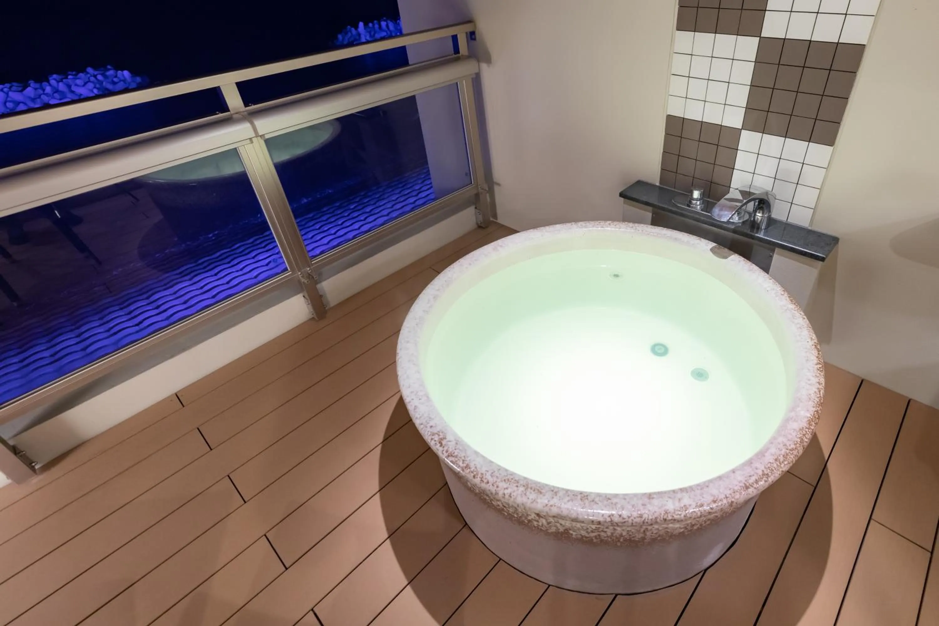 Hot Spring Bath in Kaike Yugetsu