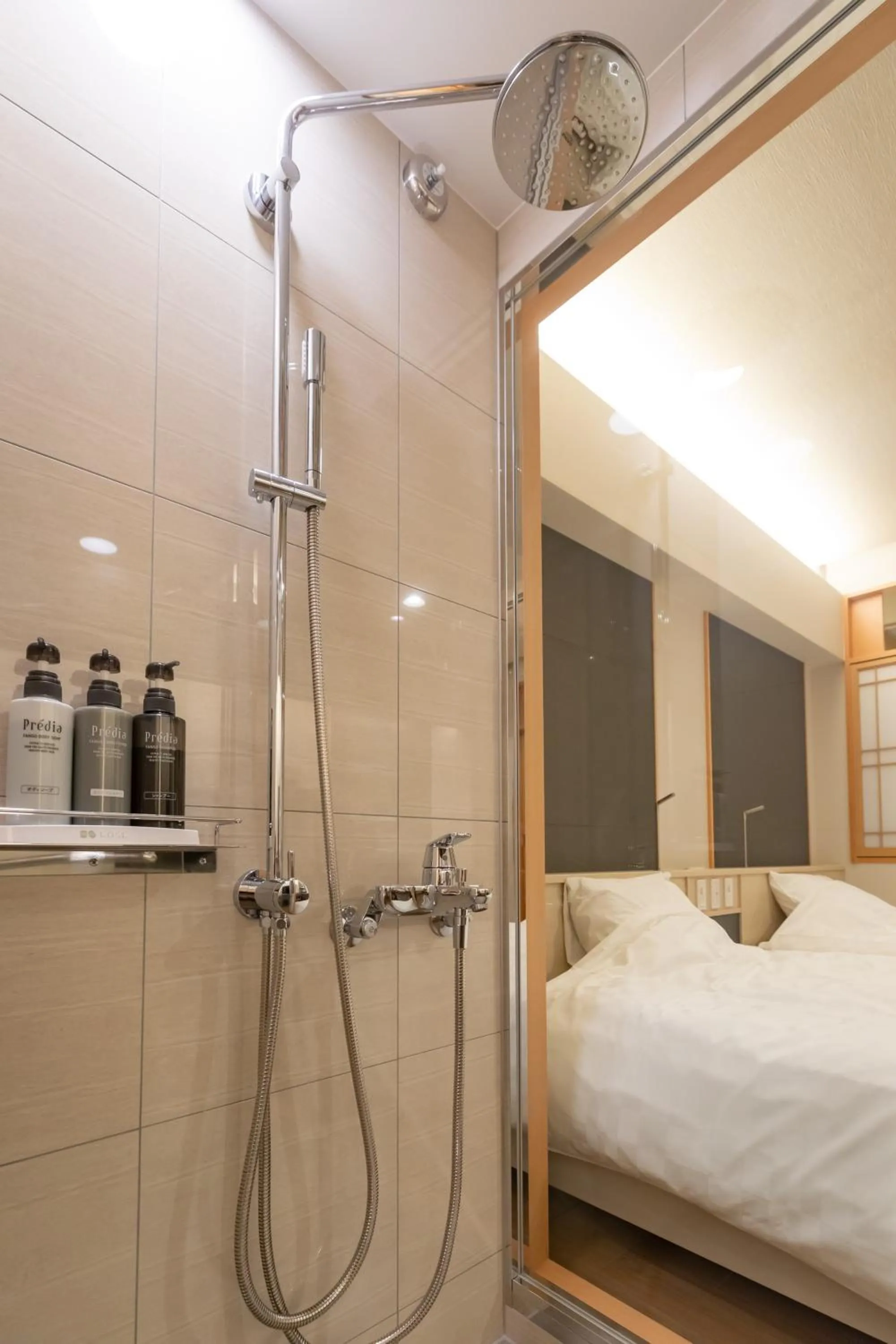 Shower in Kaike Yugetsu