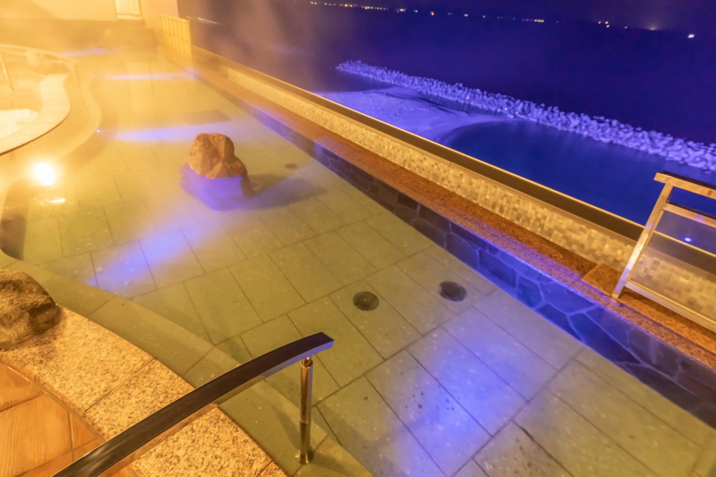 Hot Spring Bath in Kaike Yugetsu