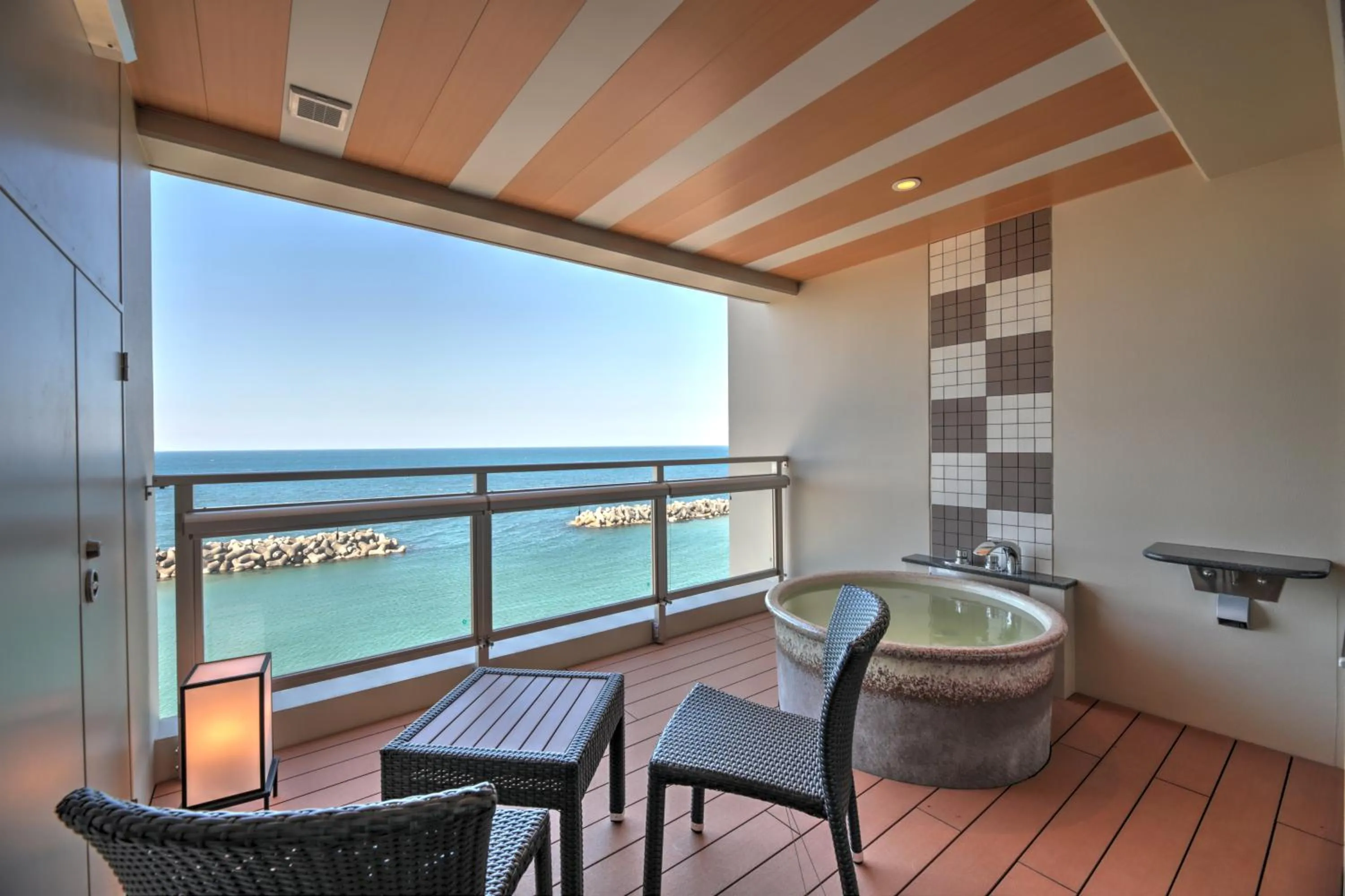 Hot Spring Bath in Kaike Yugetsu