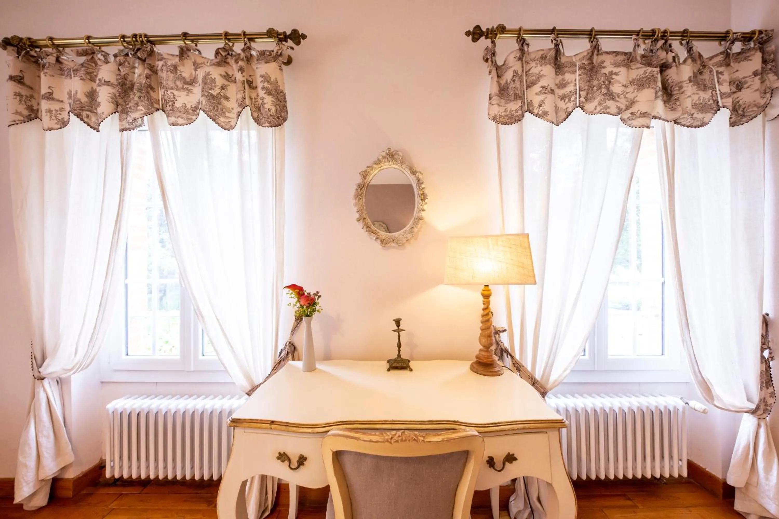 Bedroom, Bed in Le Moulin de Rudelle