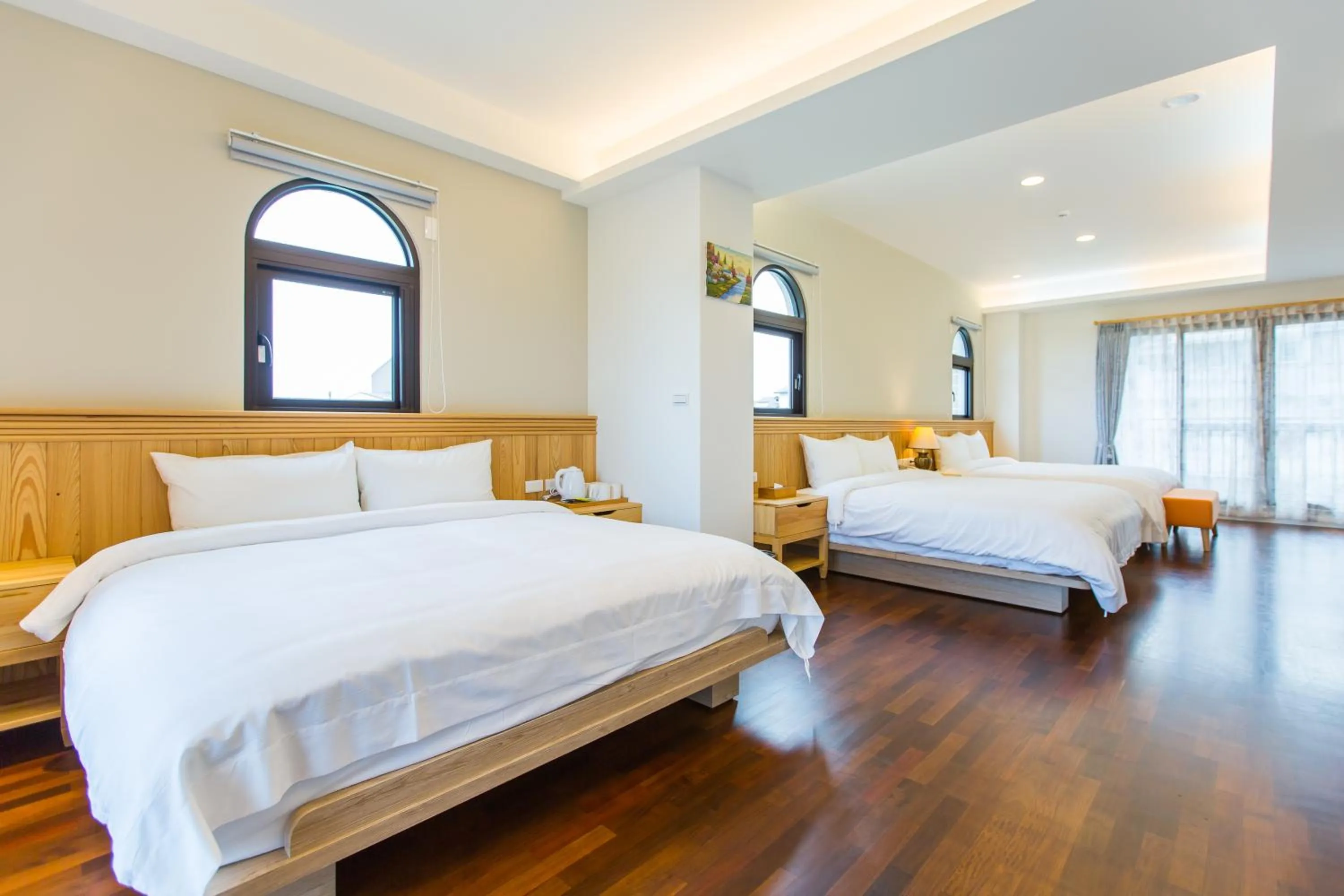 Bed in Post-mountain view