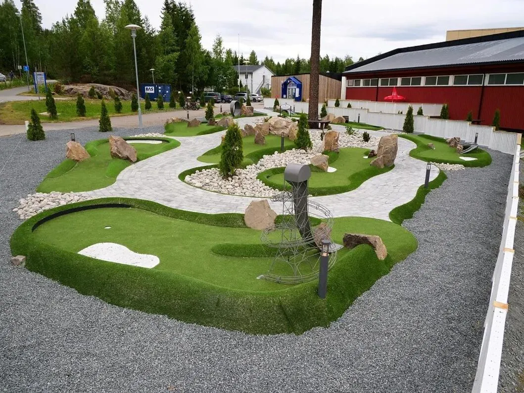 Minigolf in Badeland Gjestegård