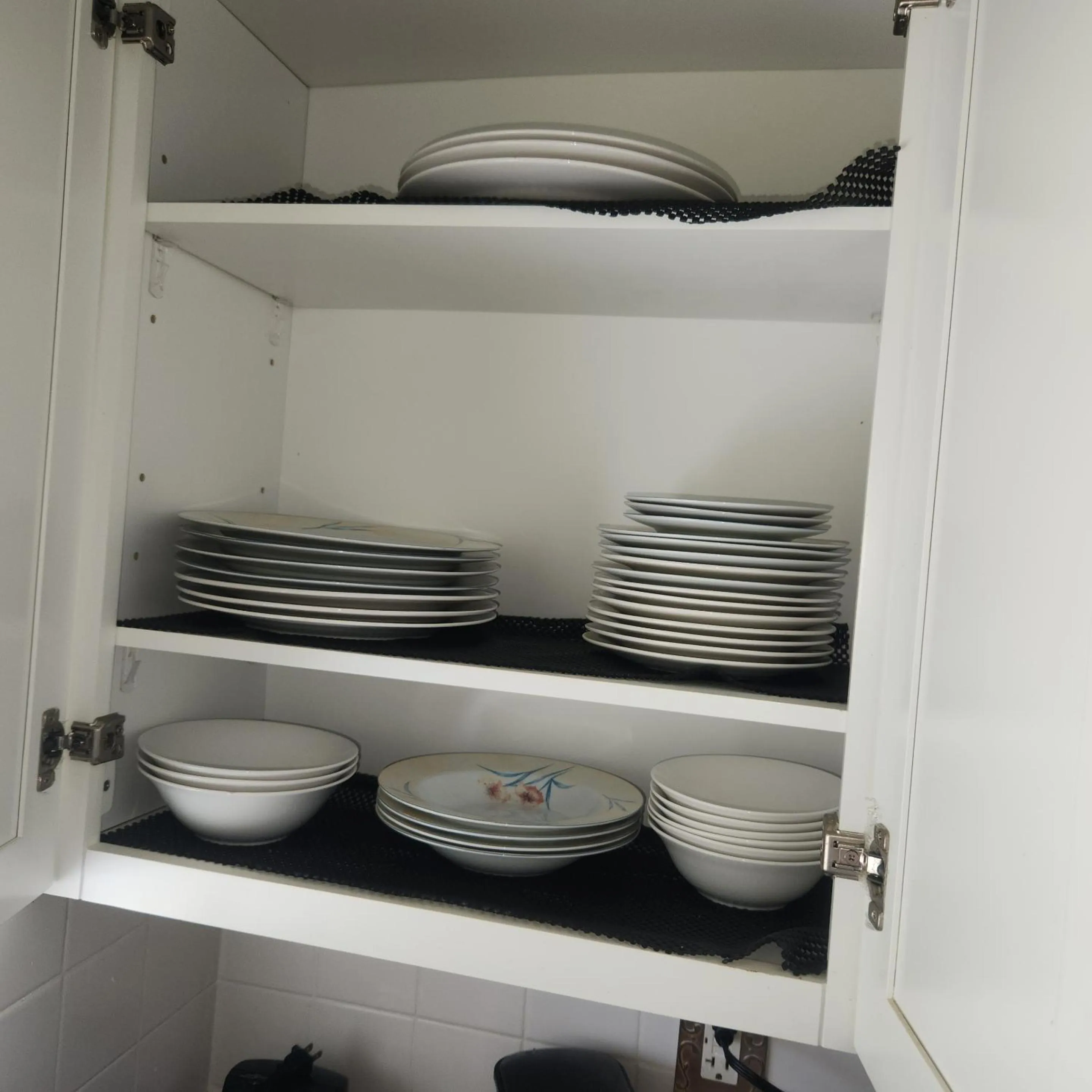 Kitchen or kitchenette in Jubilee Gardens Freeport