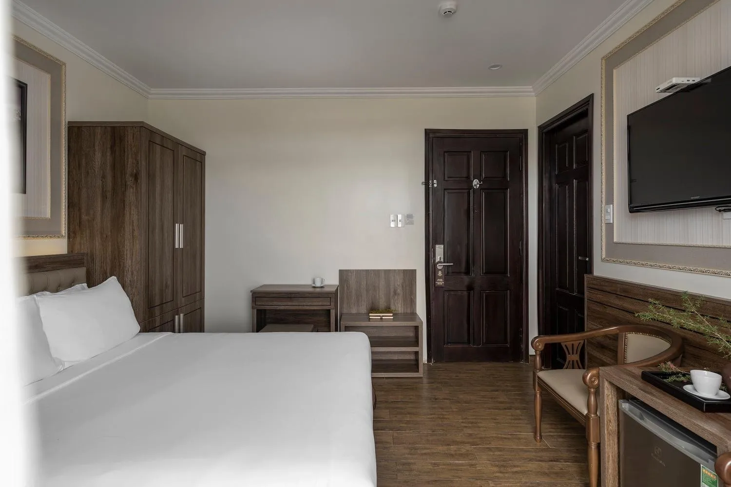 Bed in New Life Hotel - Da Lat