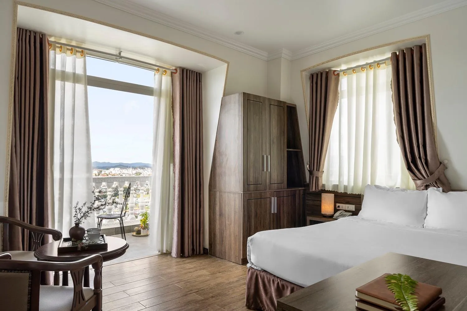 Bed in New Life Hotel - Da Lat