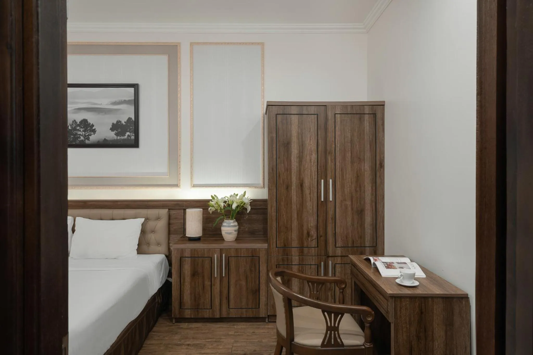 Photo of the whole room, Bed in New Life Hotel - Da Lat