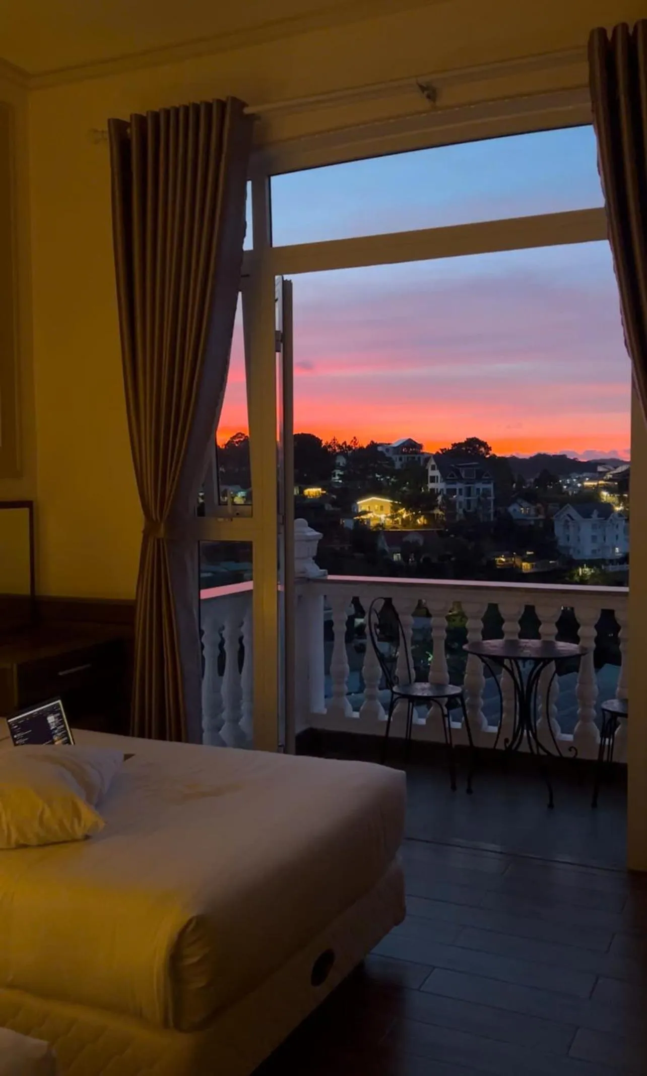 View (from property/room), Bed in New Life Hotel - Da Lat