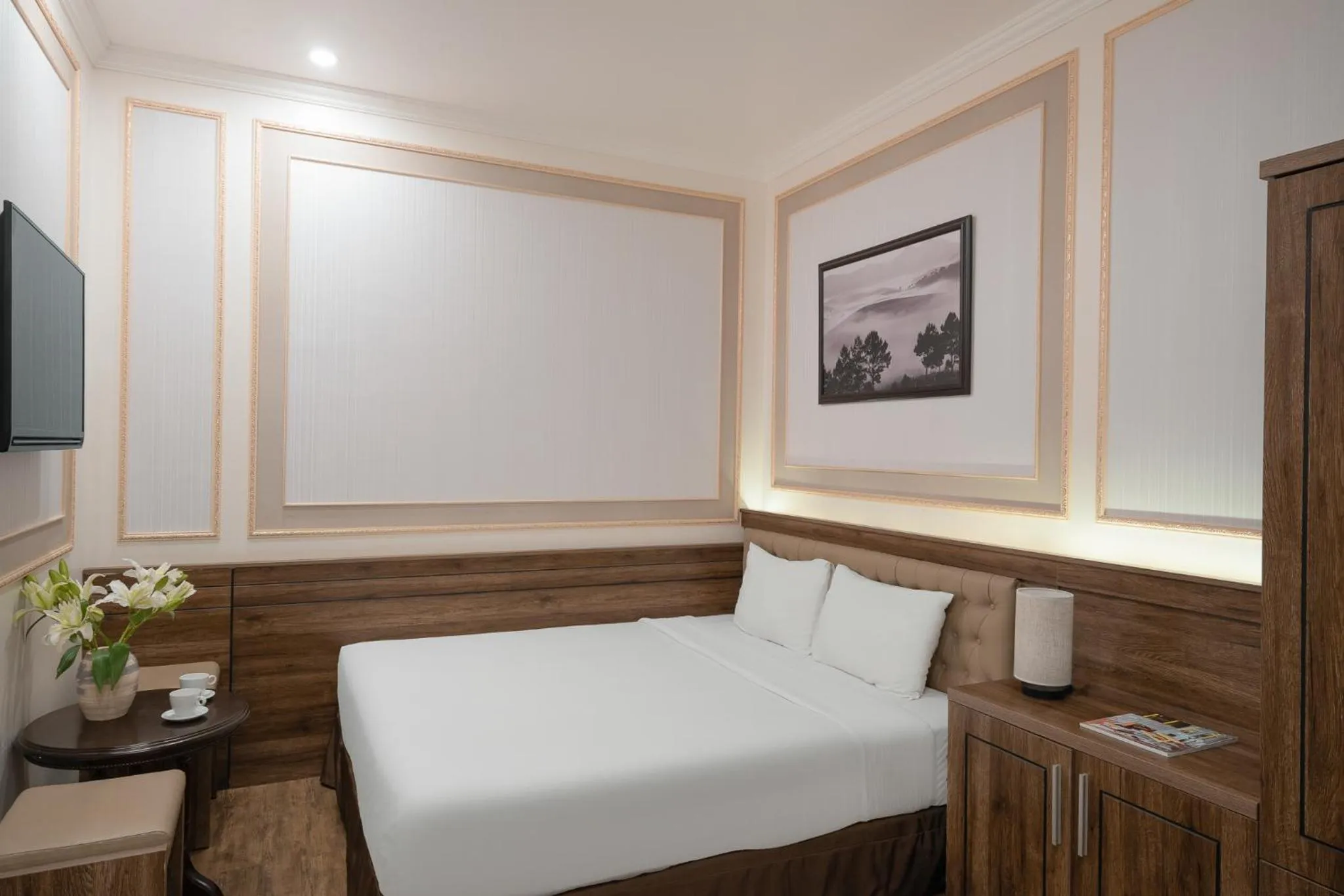 Bed in New Life Hotel - Da Lat