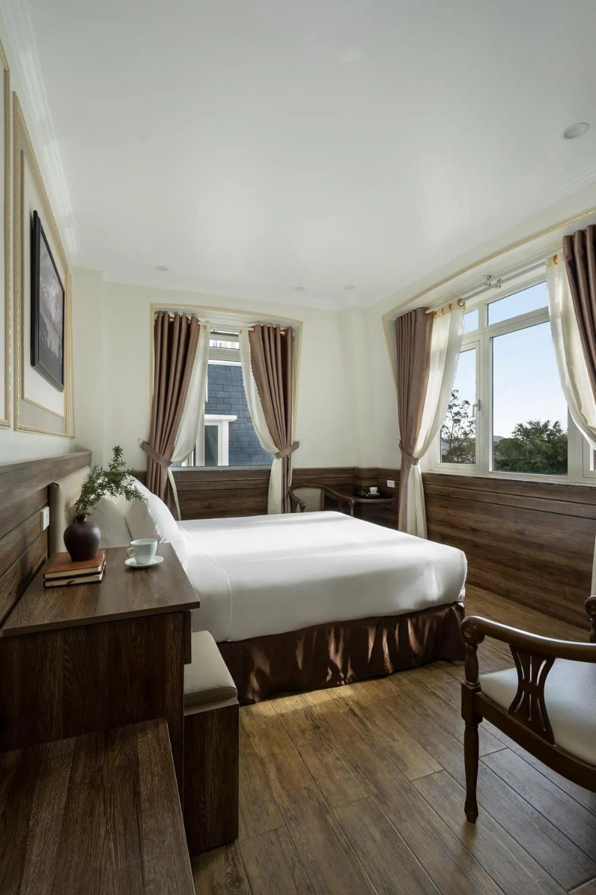 Photo of the whole room in New Life Hotel - Da Lat