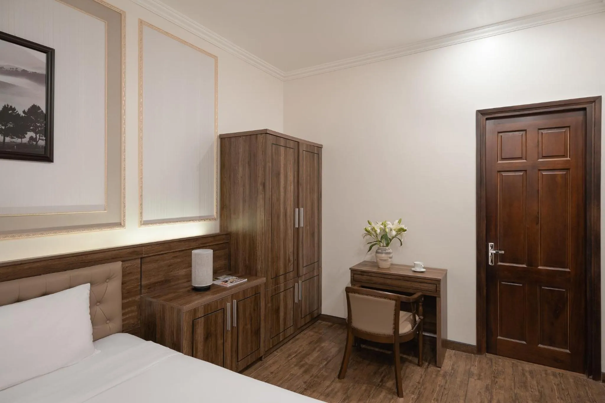 Photo of the whole room, Bed in New Life Hotel - Da Lat