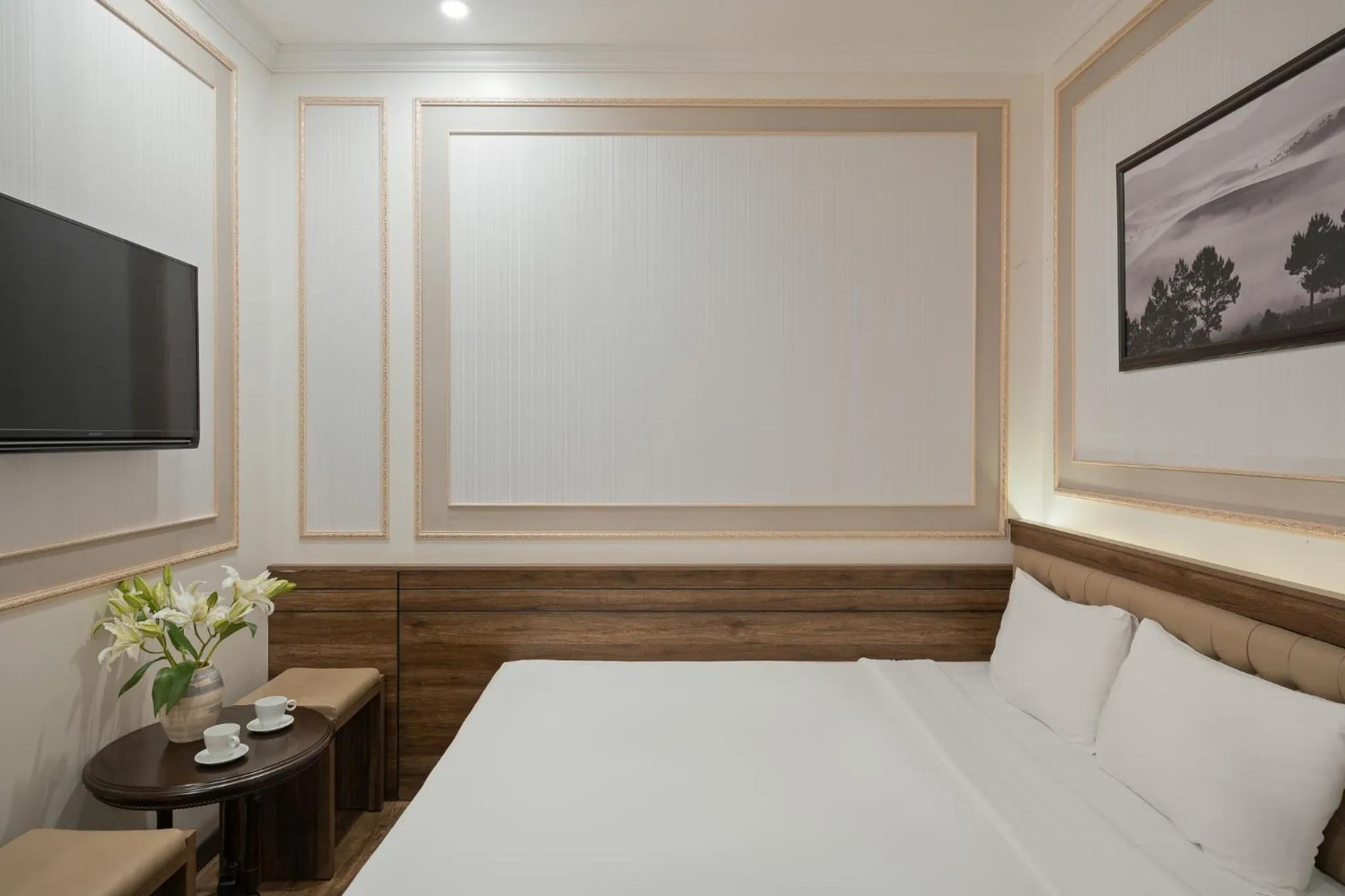 Bed in New Life Hotel - Da Lat