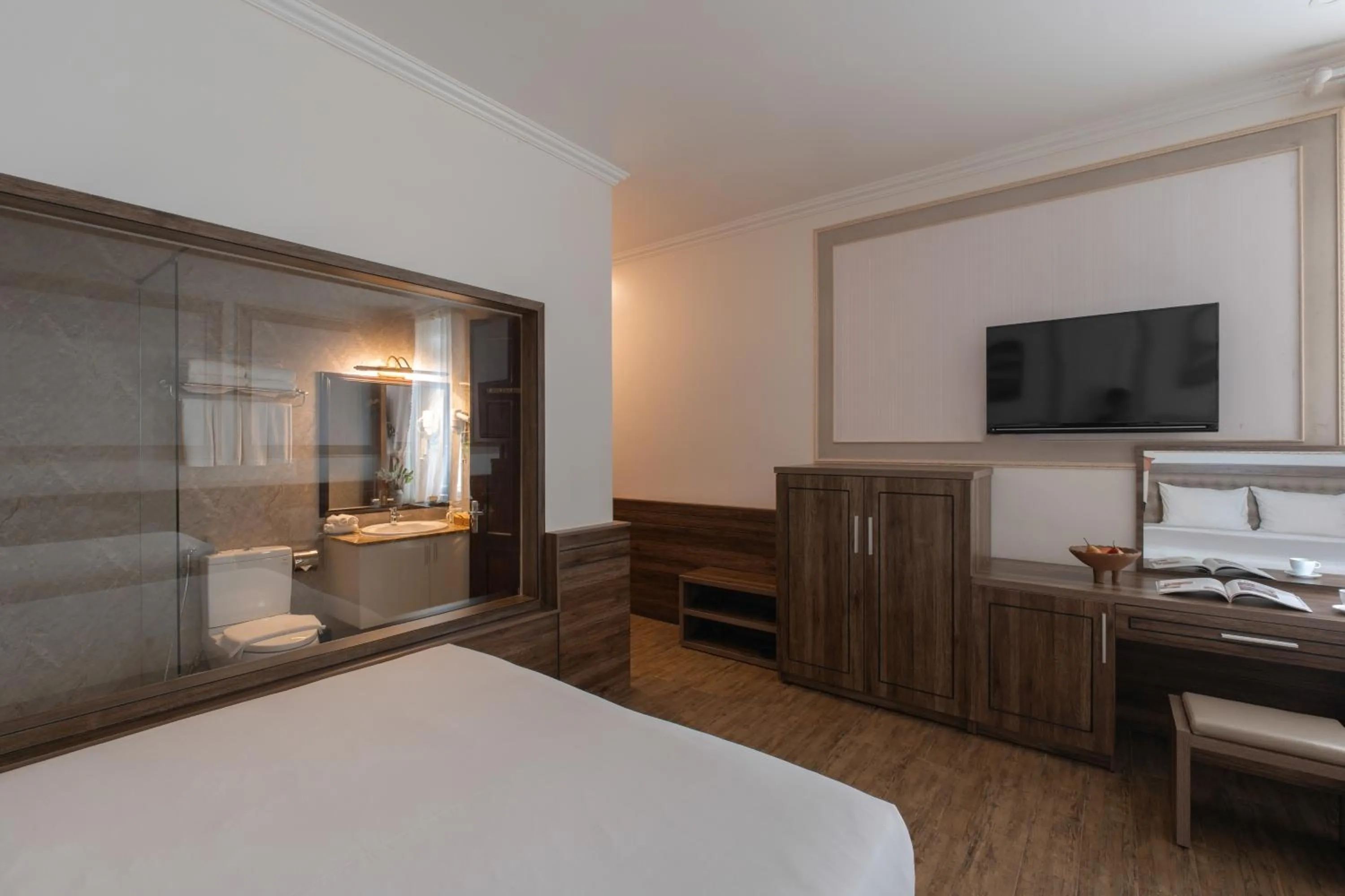 Photo of the whole room, Bed in New Life Hotel - Da Lat