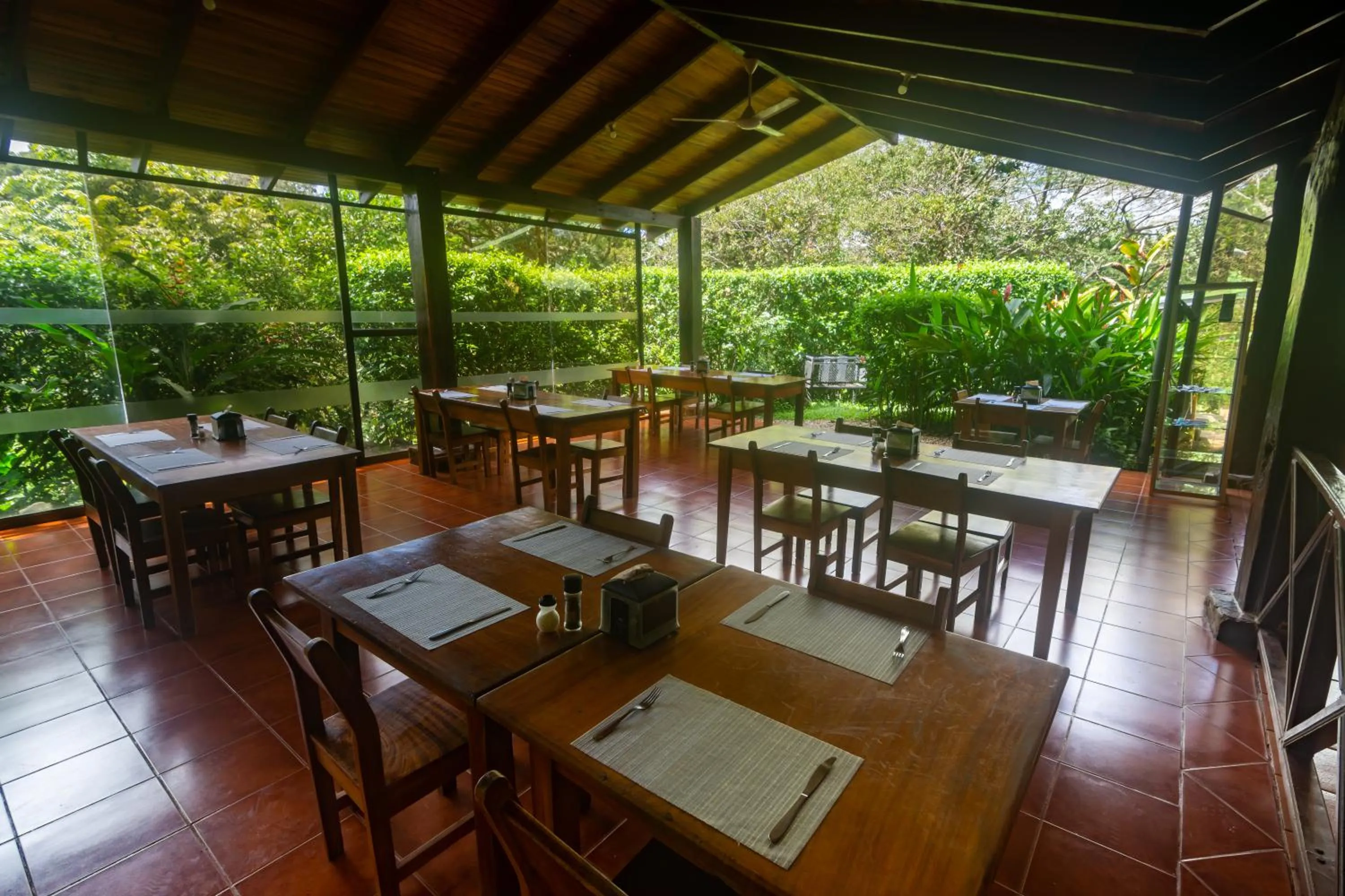 Restaurant/places to eat in Rinconcito Lodge